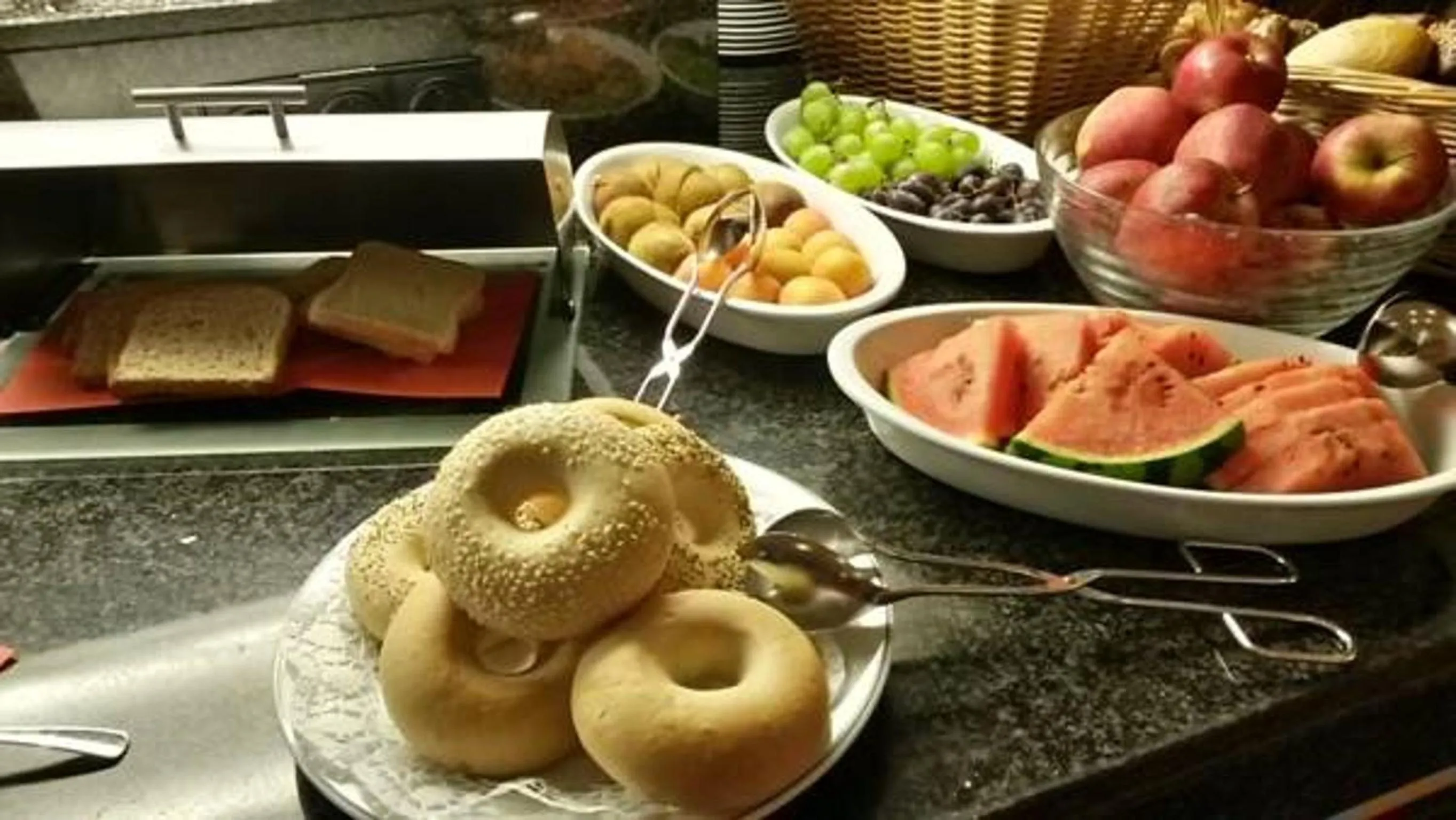 Buffet breakfast in TRYP by Wyndham Halle