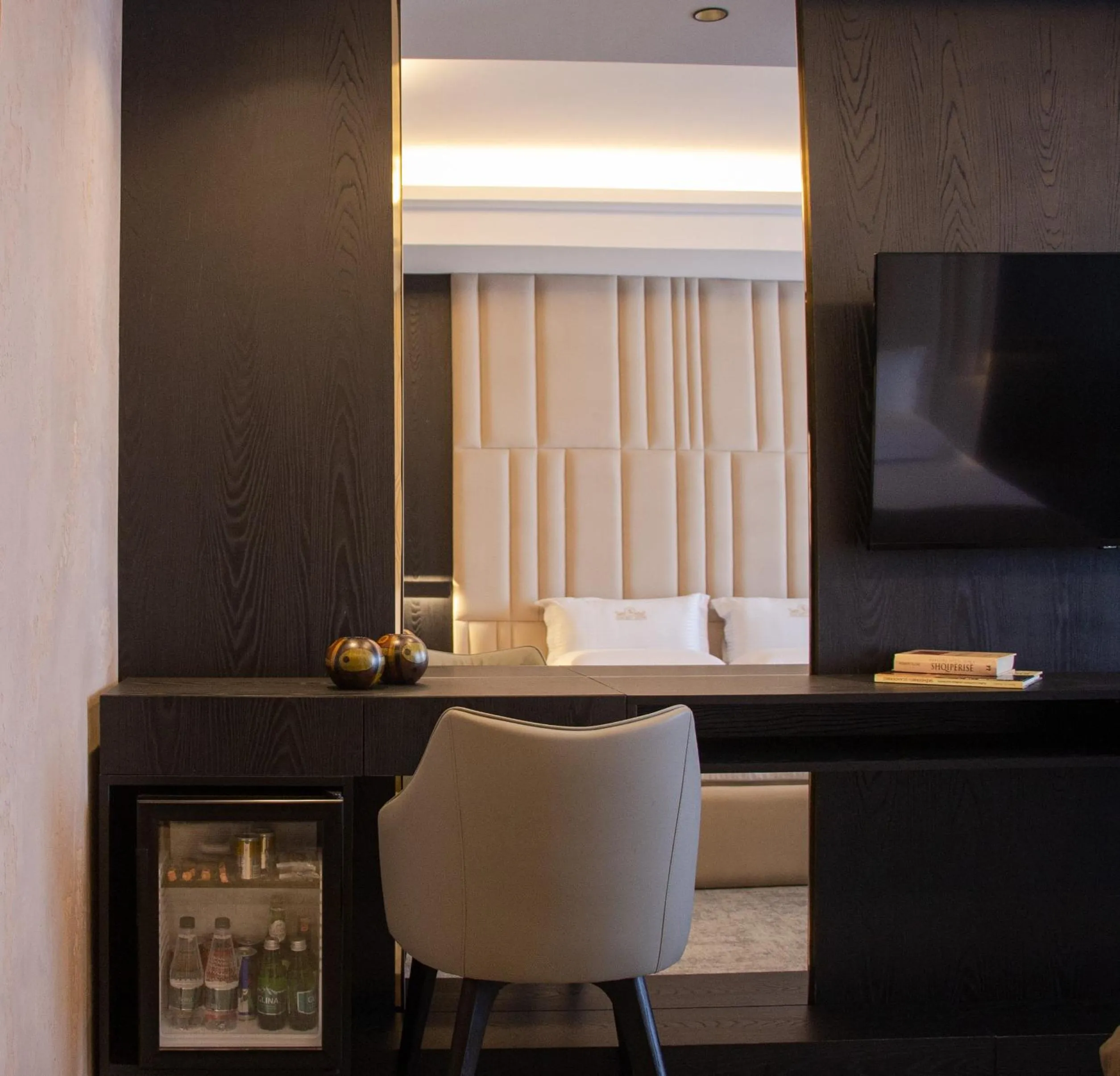 hair dresser in Hotel Chicago