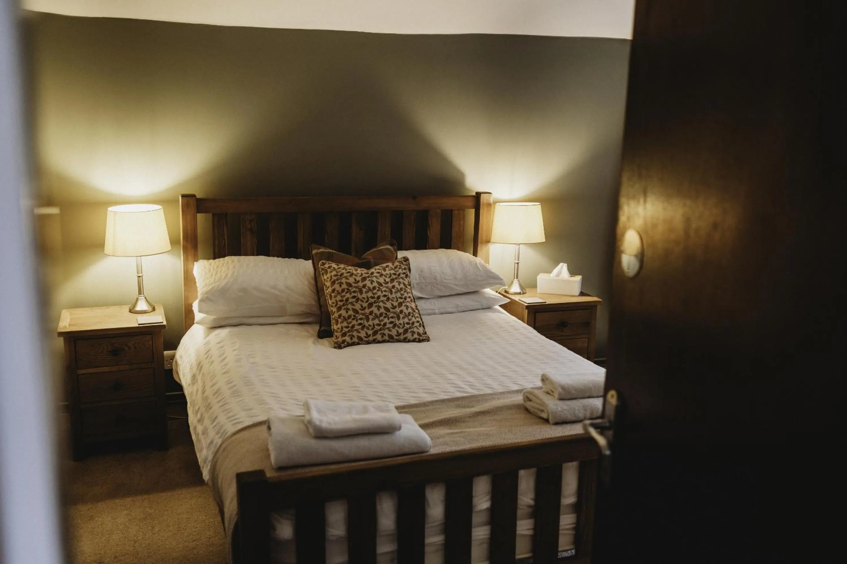 Bedroom, Bed in The White Lion Inn
