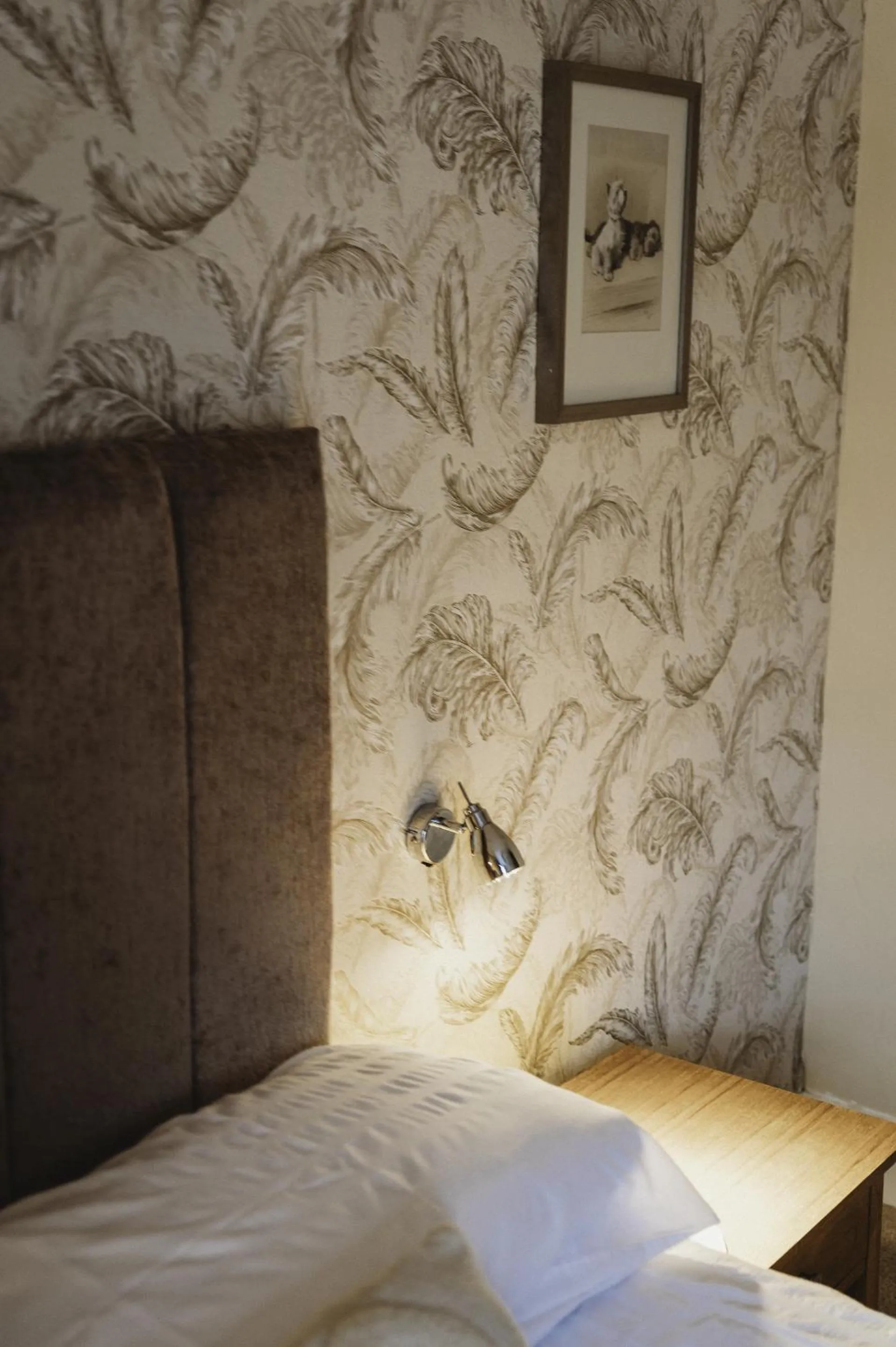 Bedroom, Bed in The White Lion Inn