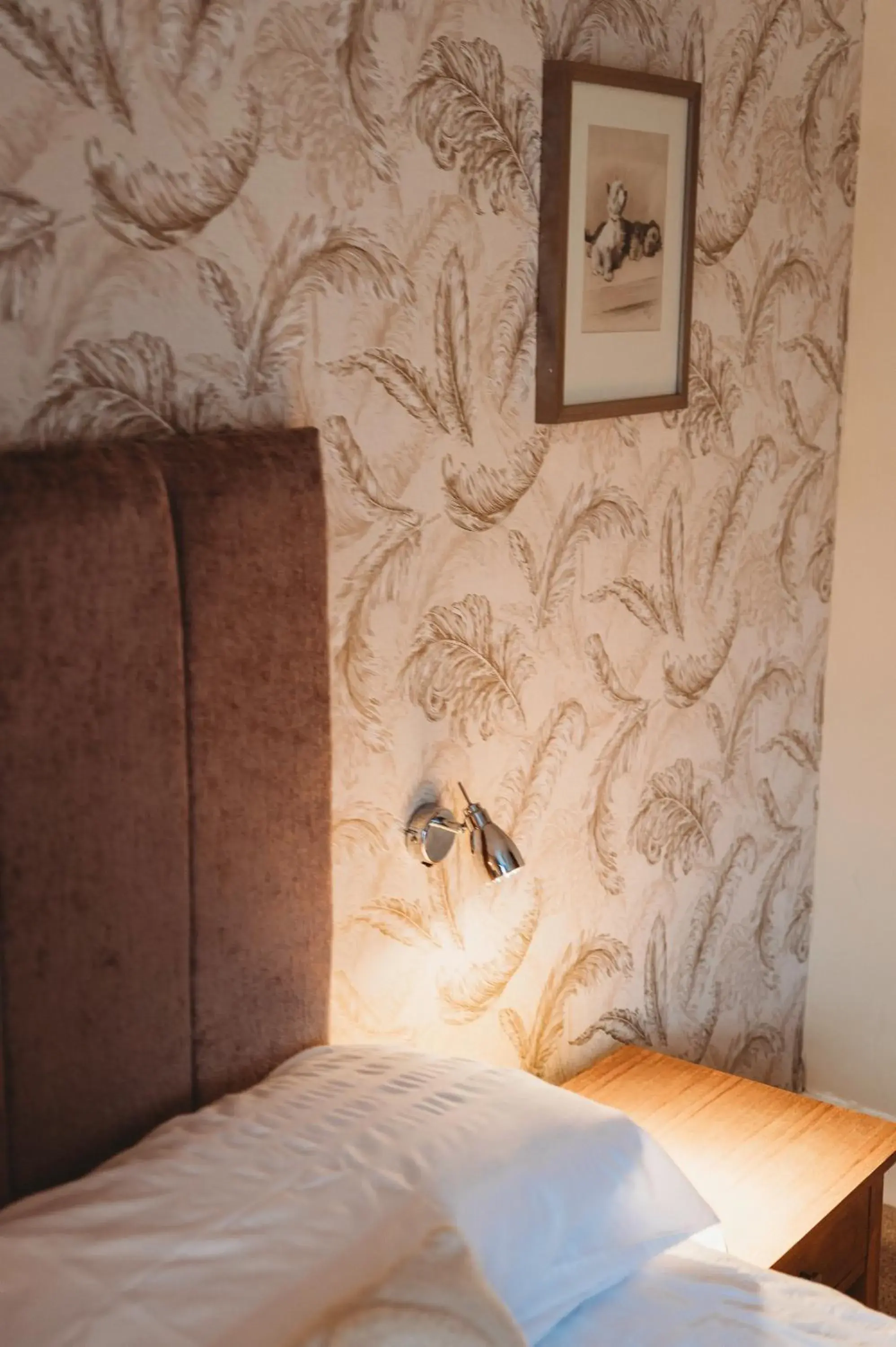 Bed in The White Lion Inn Bed in The White Lion Inn