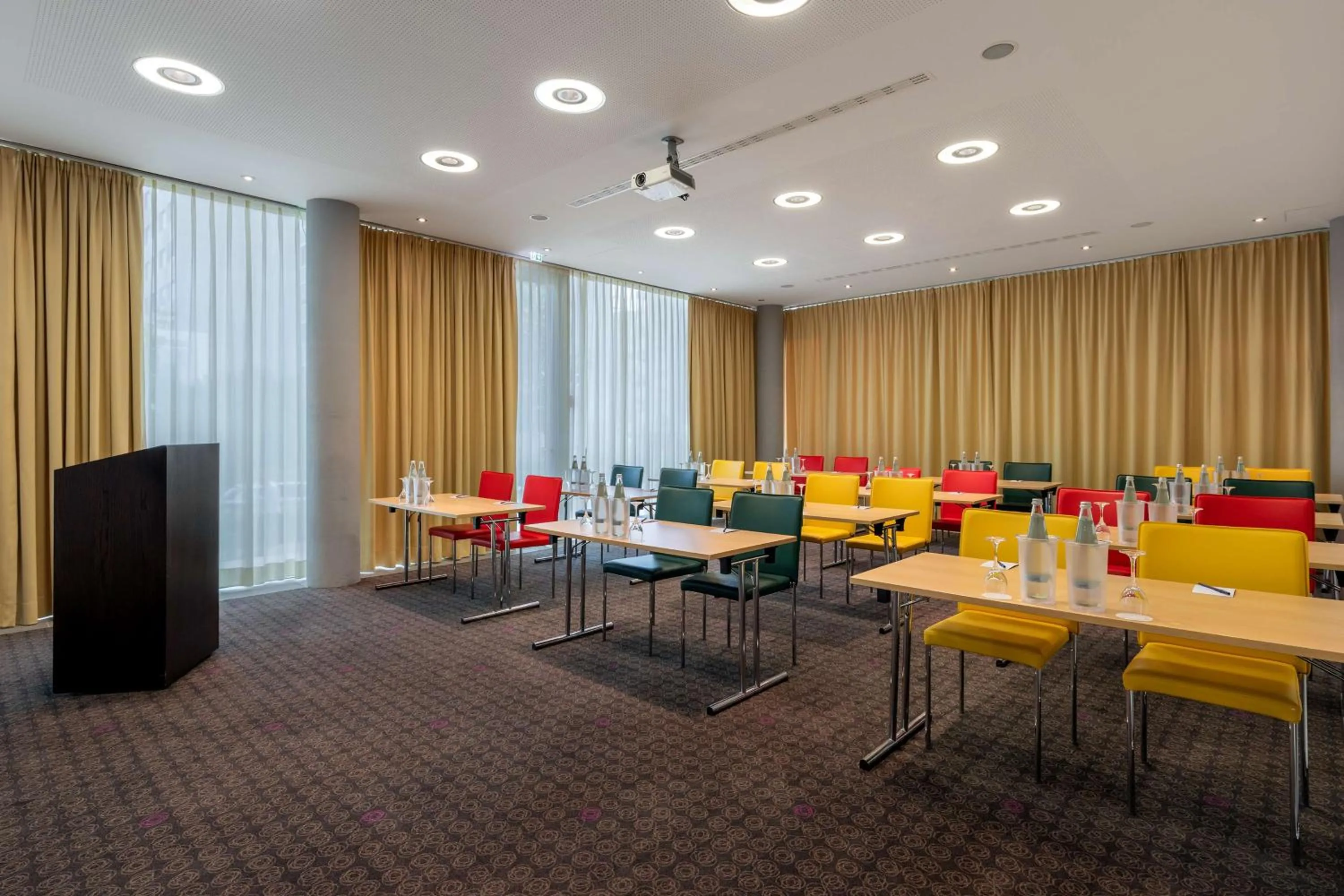 Meeting/conference room in DoubleTree by Hilton Frankfurt Niederrad