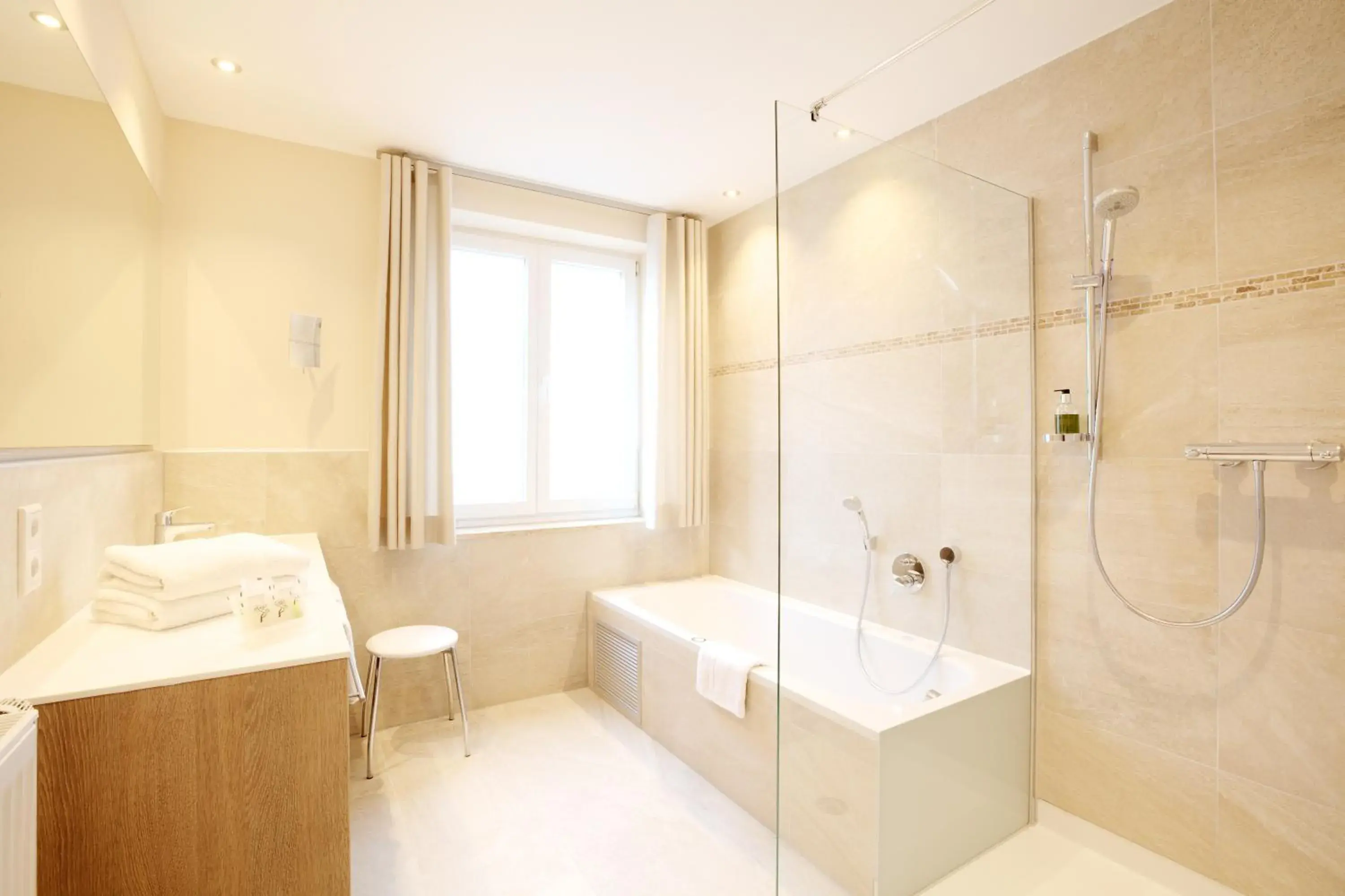 Deluxe Double Room - single occupancy in Hotel Die Gams Deluxe Double Room - single occupancy in Hotel Die Gams