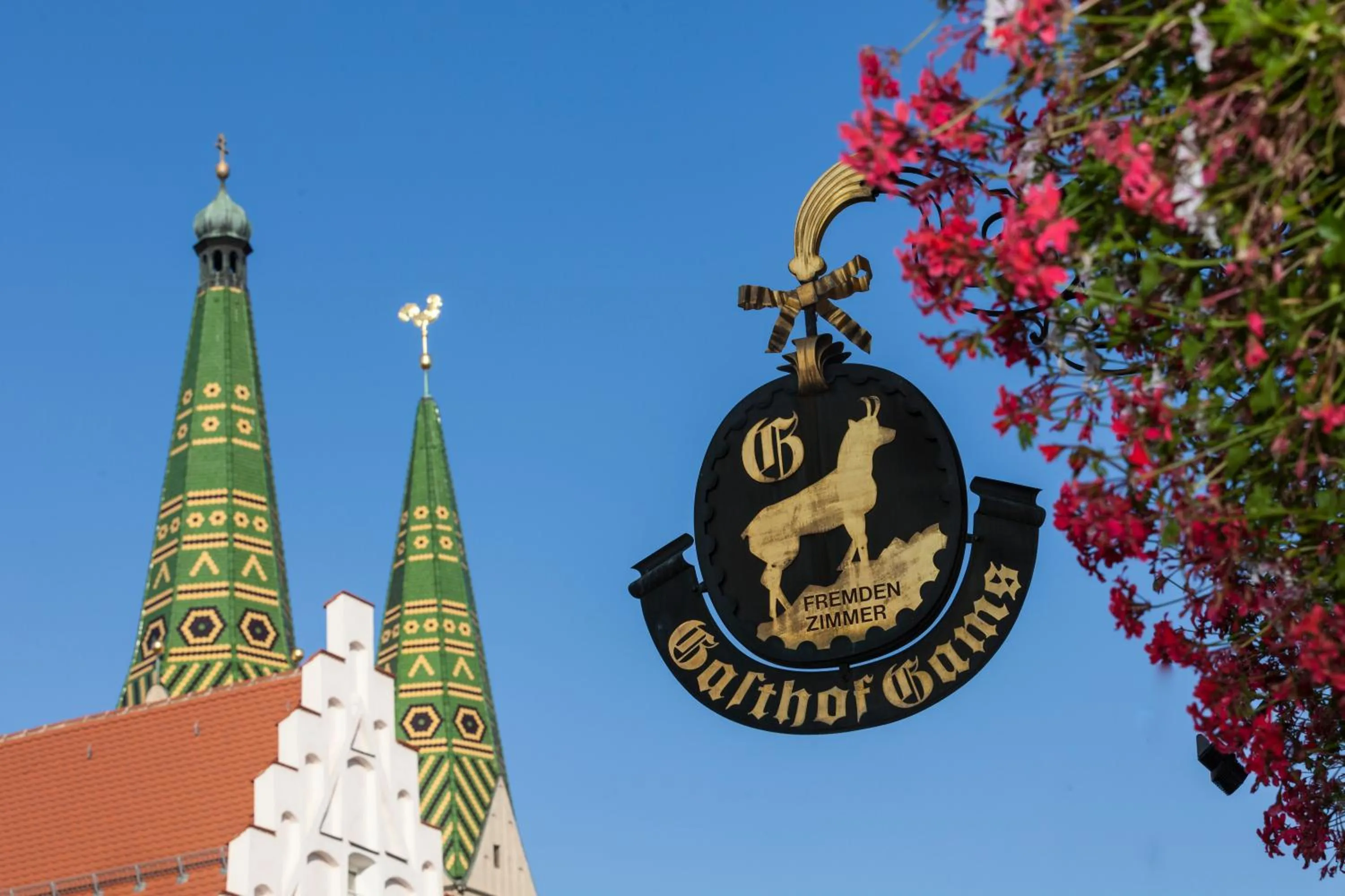 Facade/entrance in Hotel Die Gams