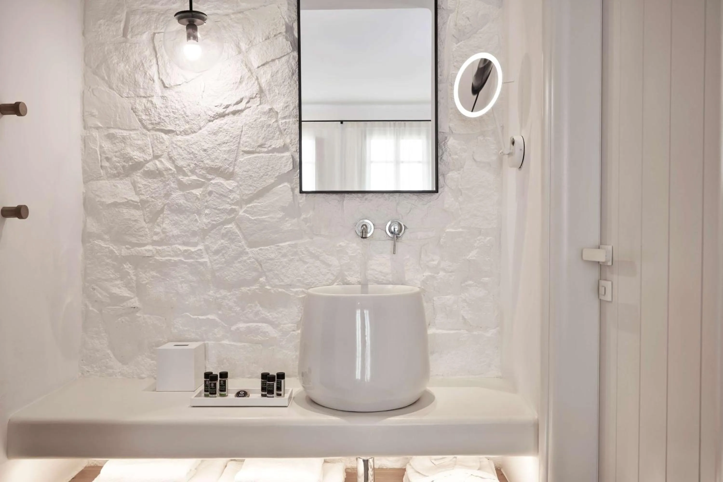 Photo of the whole room in Radisson Blu Euphoria Resort, Mykonos