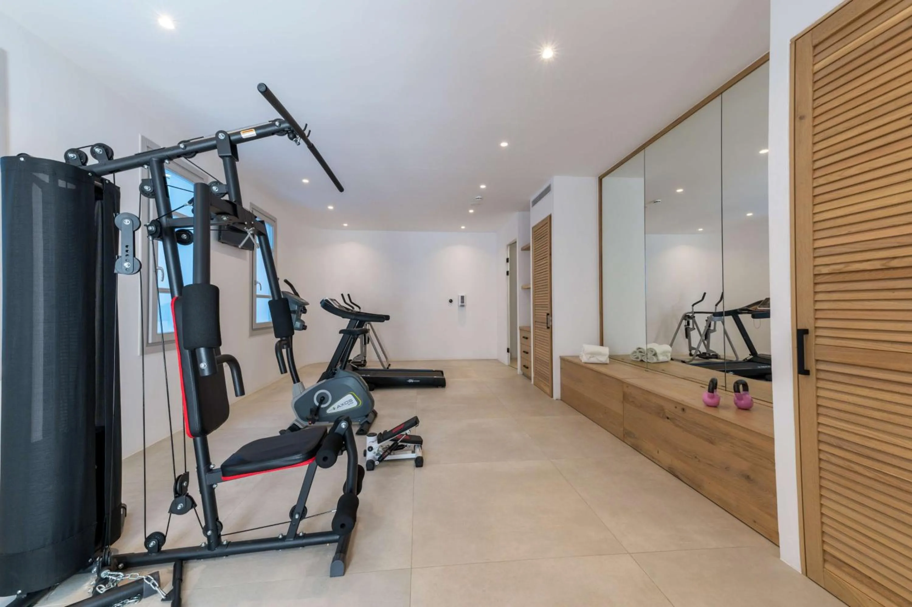 Fitness centre/facilities in Radisson Blu Euphoria Resort, Mykonos
