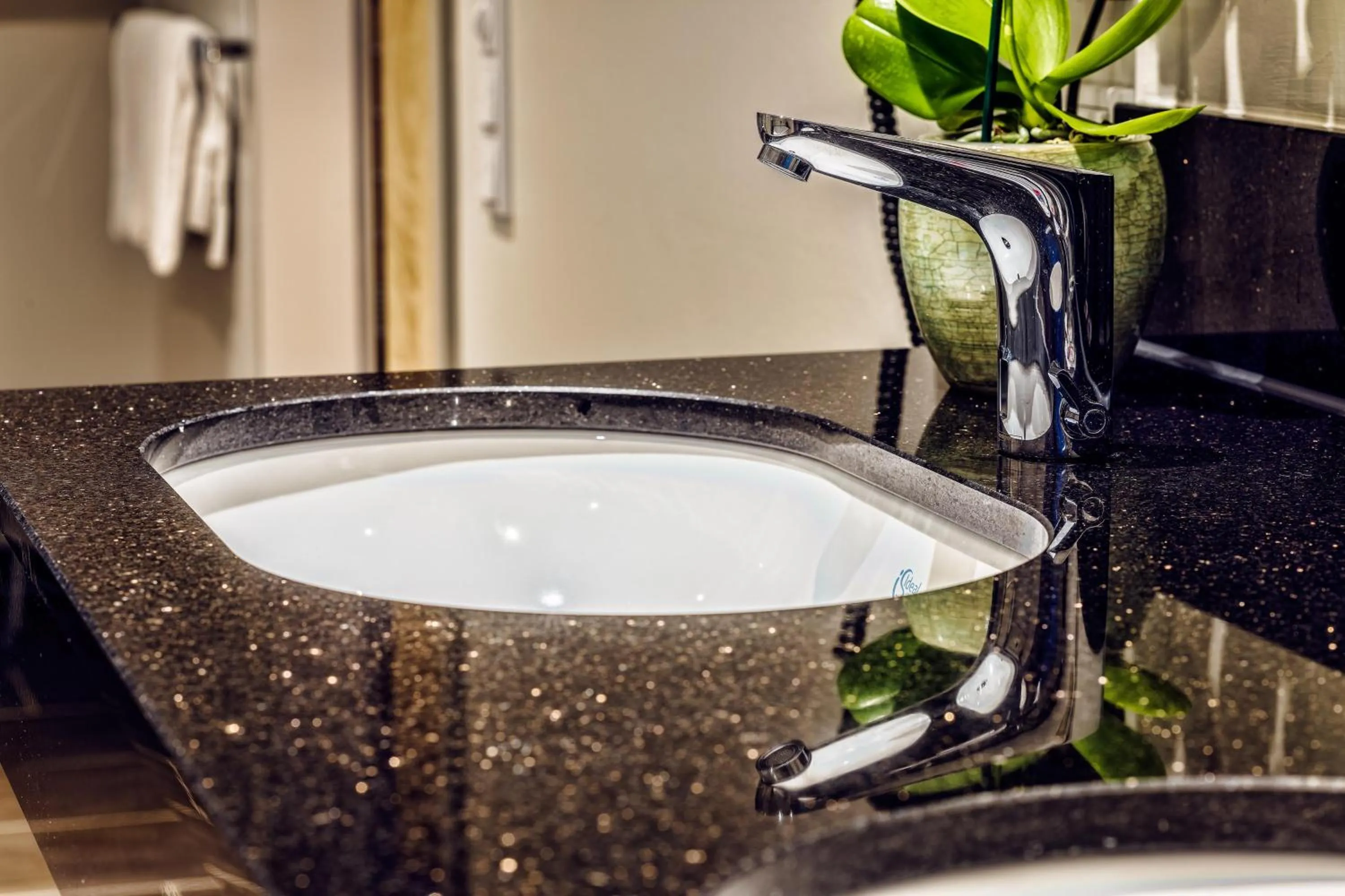 Bathroom in CityClass Hotel Alter Markt