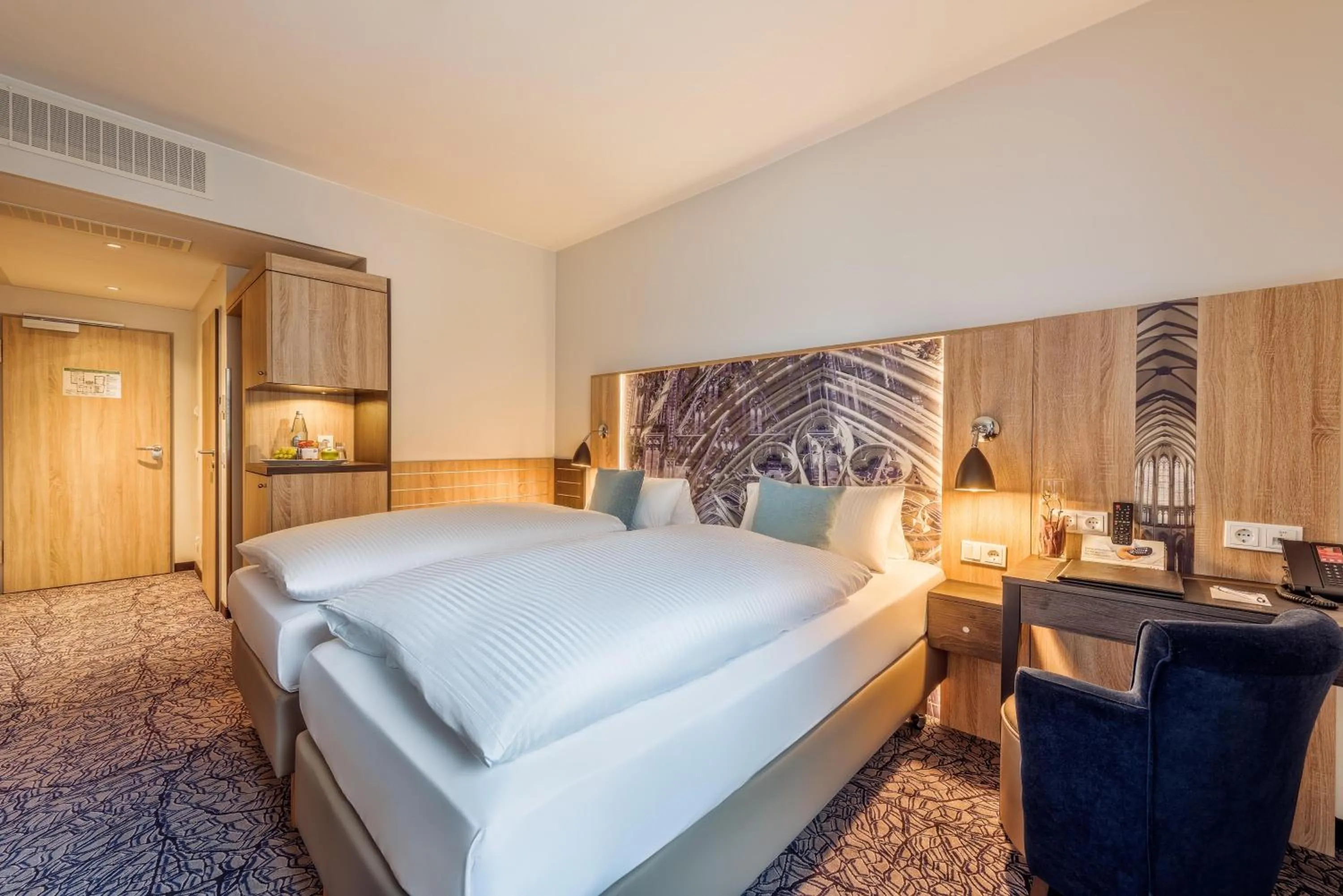 Bed in CityClass Hotel Alter Markt