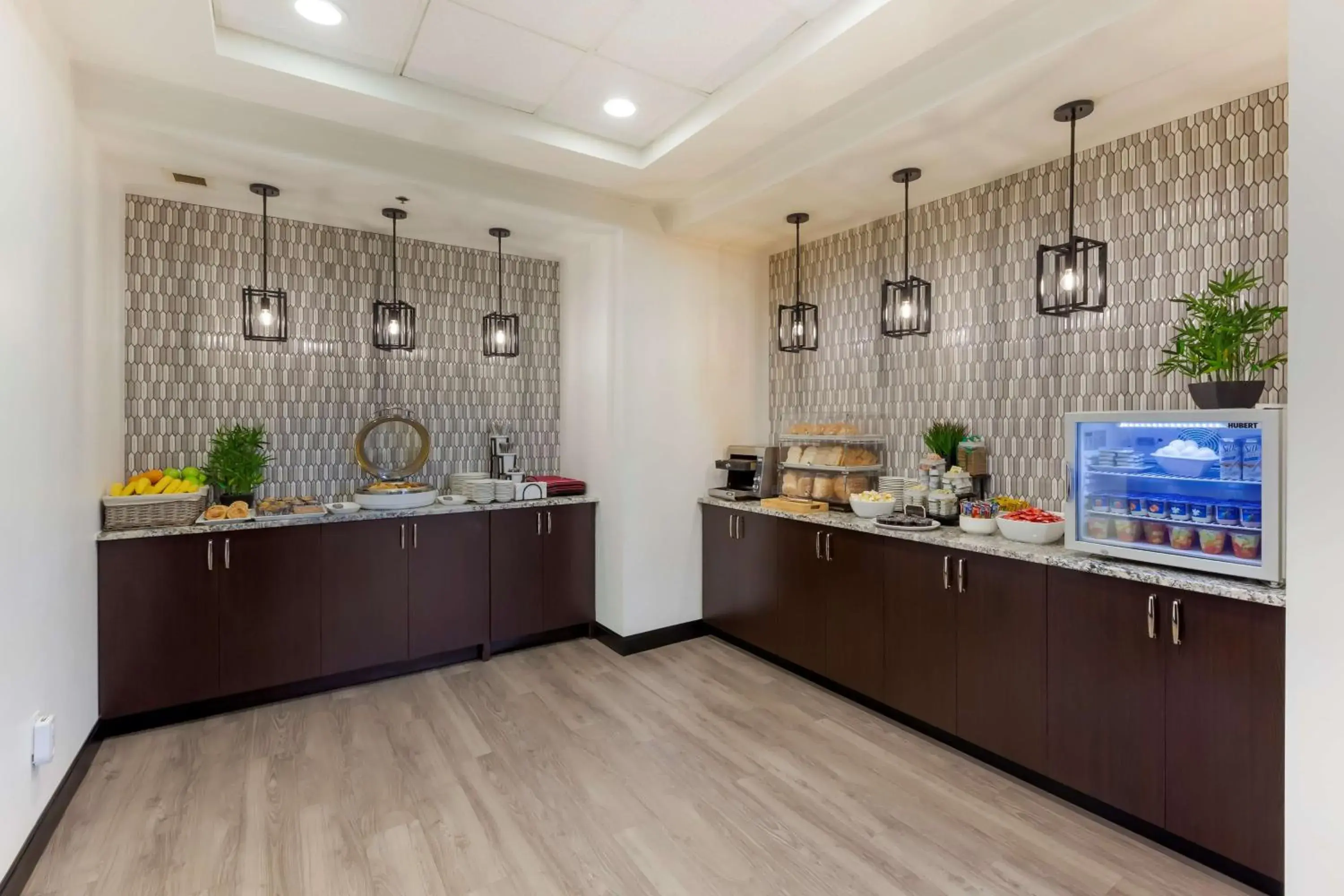 Breakfast in Best Western Premier Northwood Hotel Breakfast in Best Western Premier Northwood Hotel