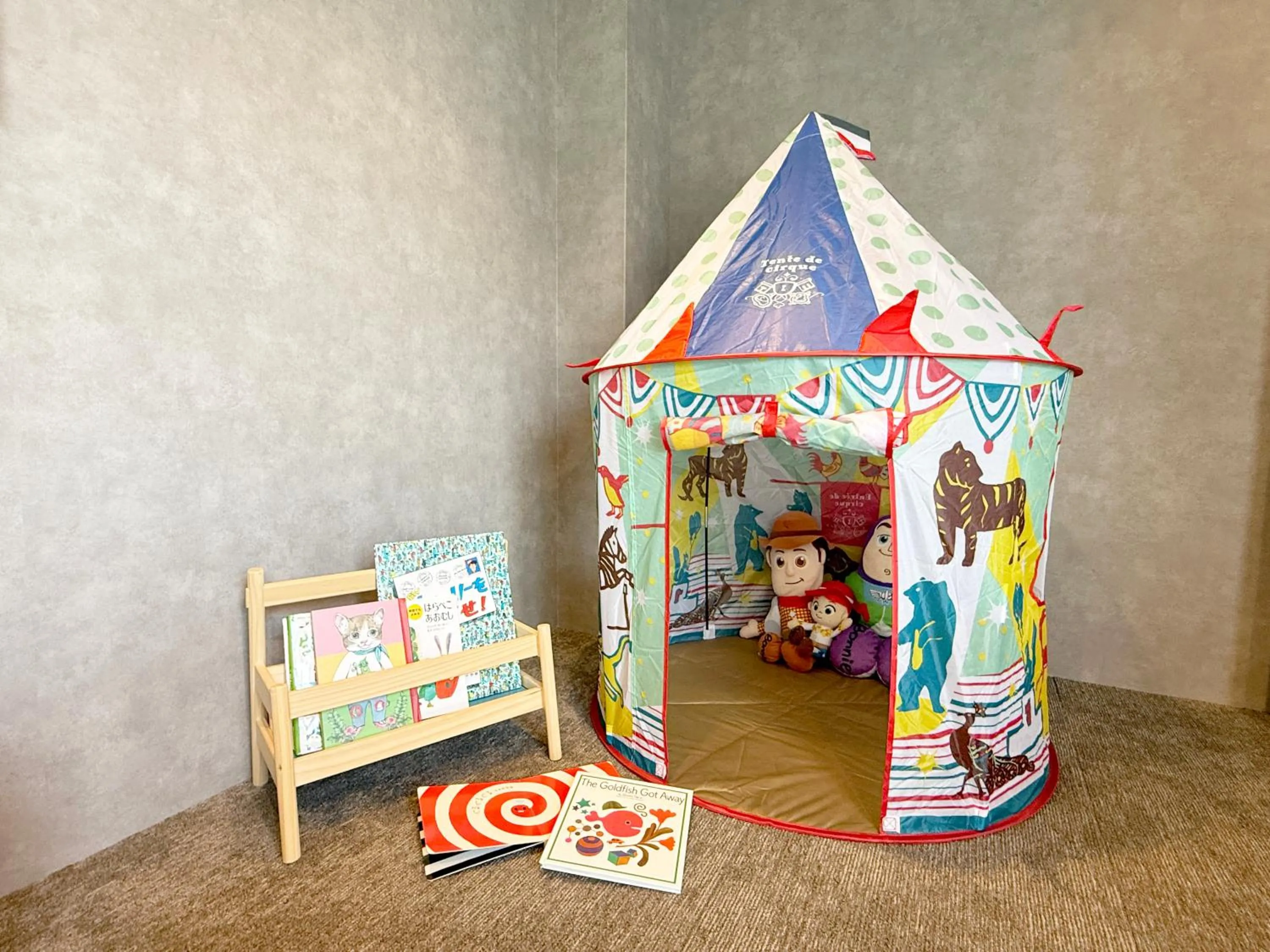 Children play ground in TABISAI HOTEL Premium 博多-中洲