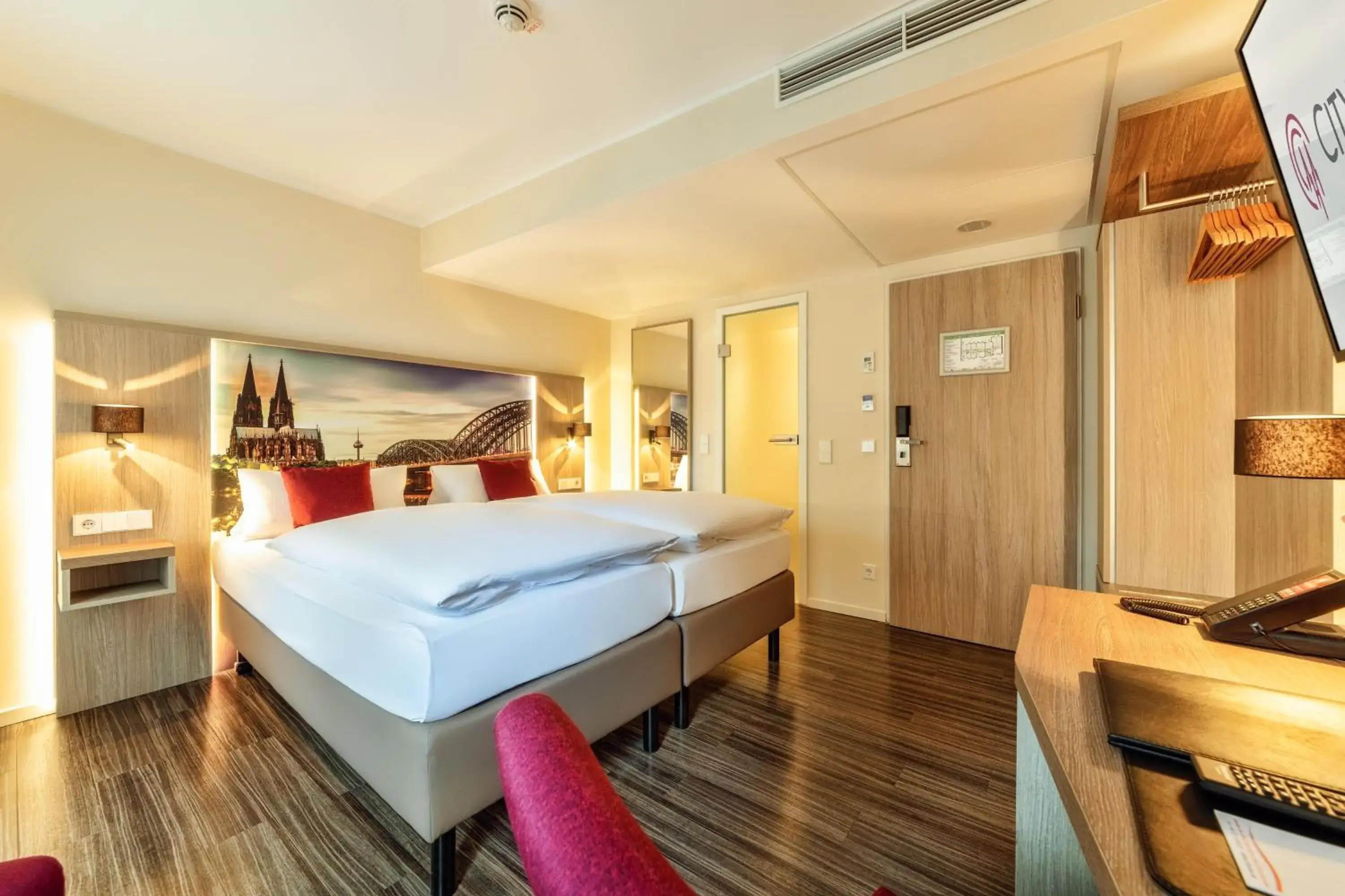 Bed in CityClass Hotel am Heumarkt Bed in CityClass Hotel am Heumarkt