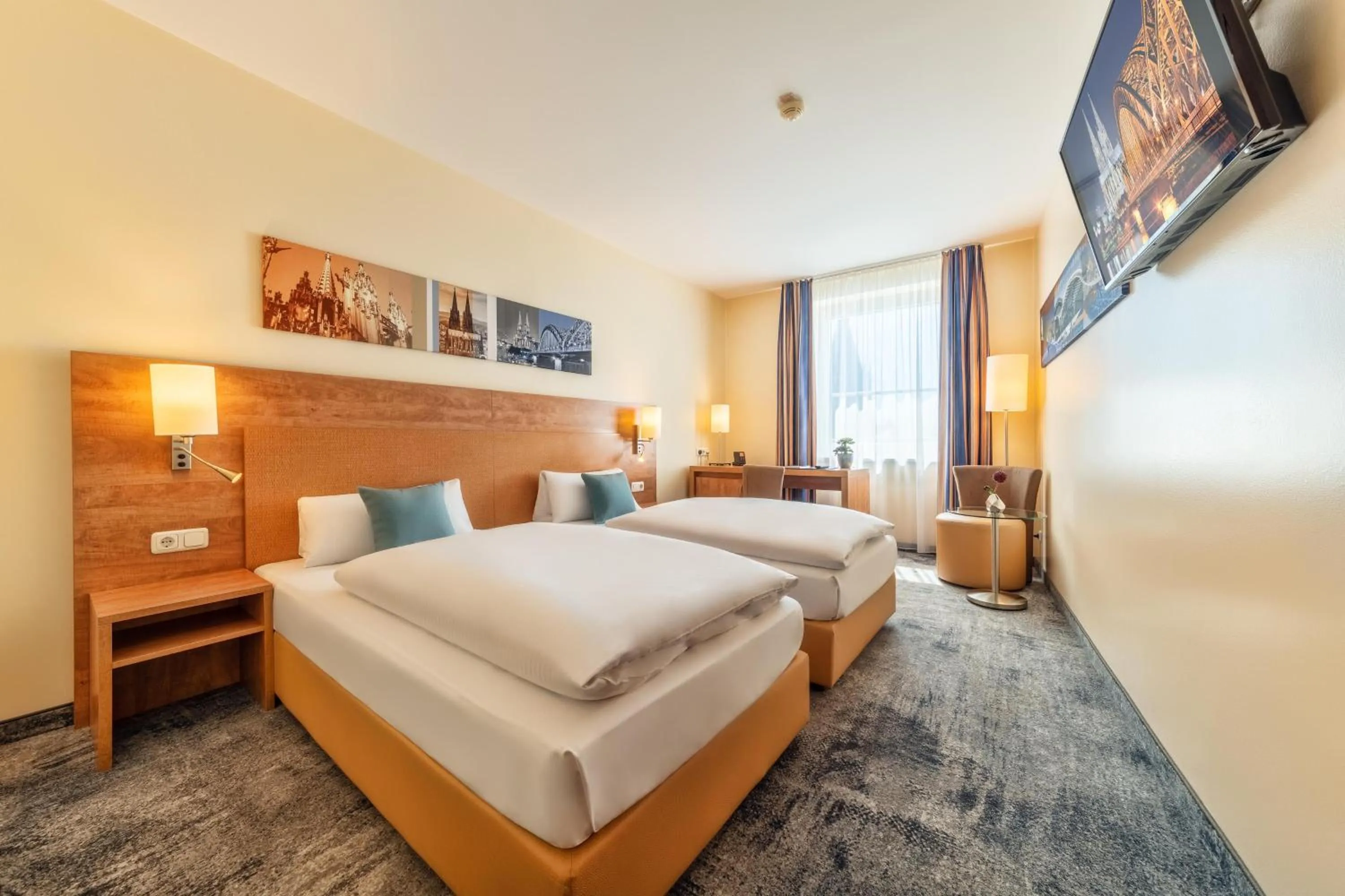 Bed in CityClass Hotel am Dom