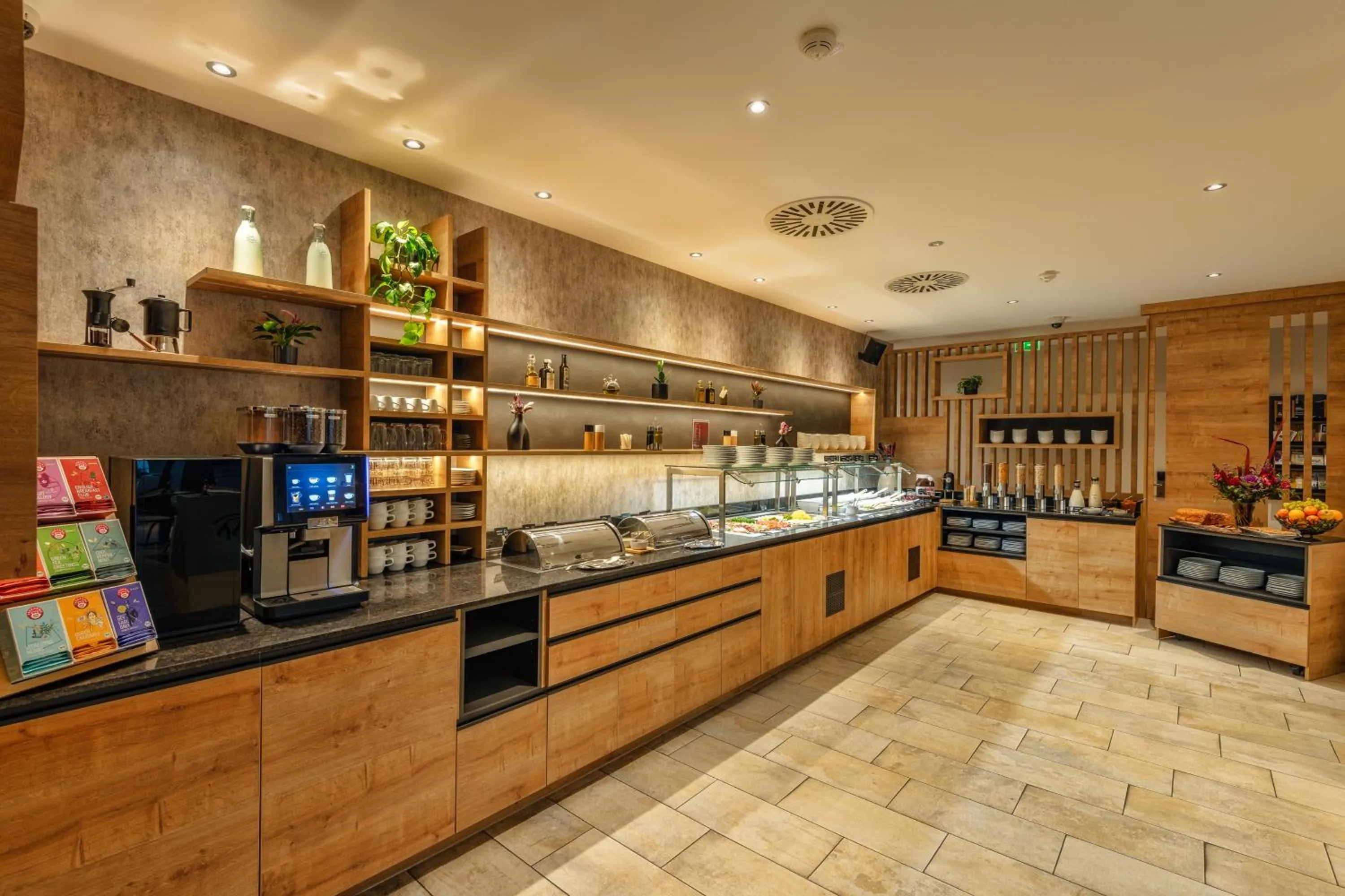 Coffee/tea facilities in CityClass Hotel am Dom