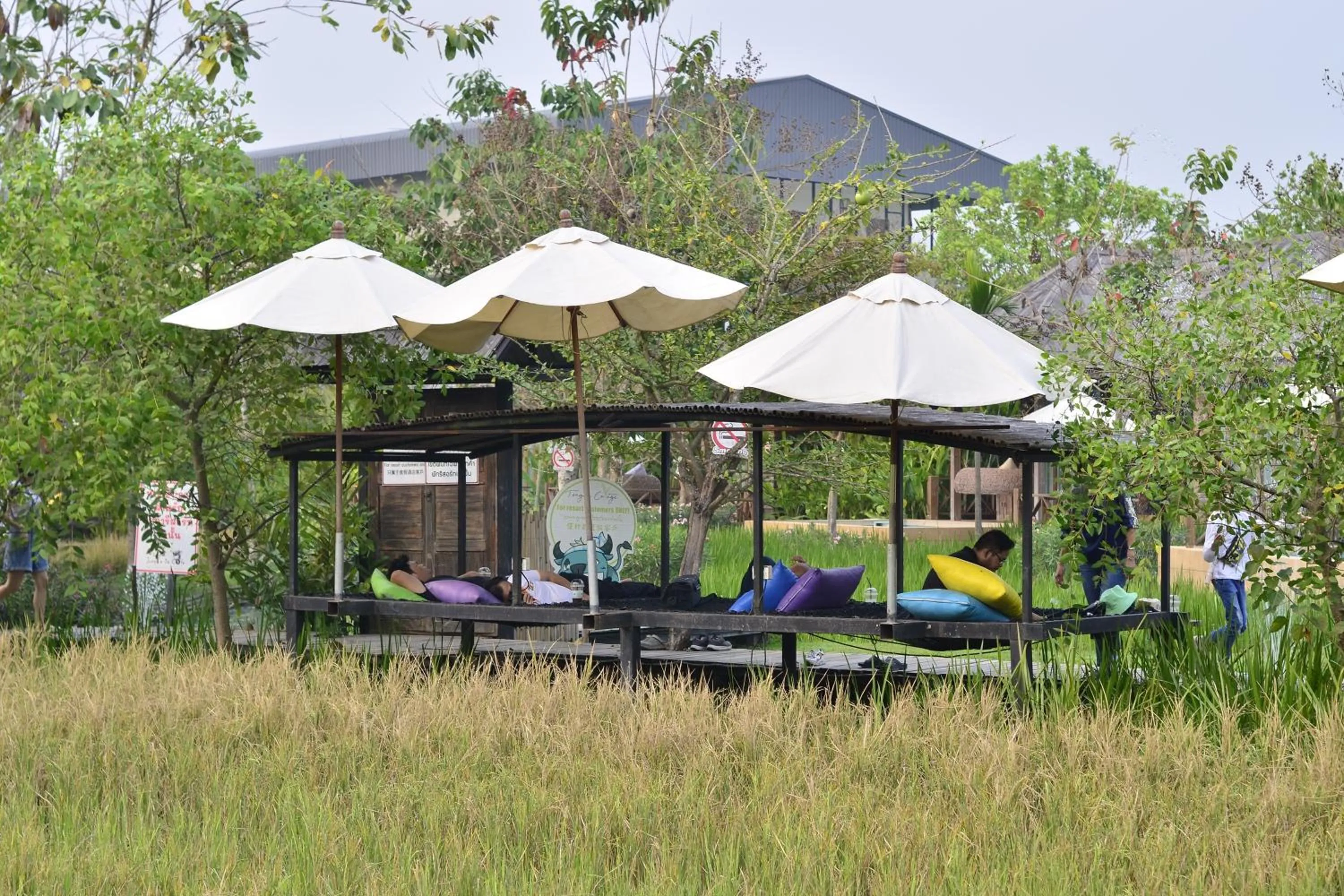 Restaurant/places to eat in Tongna Cottage Natural Resort