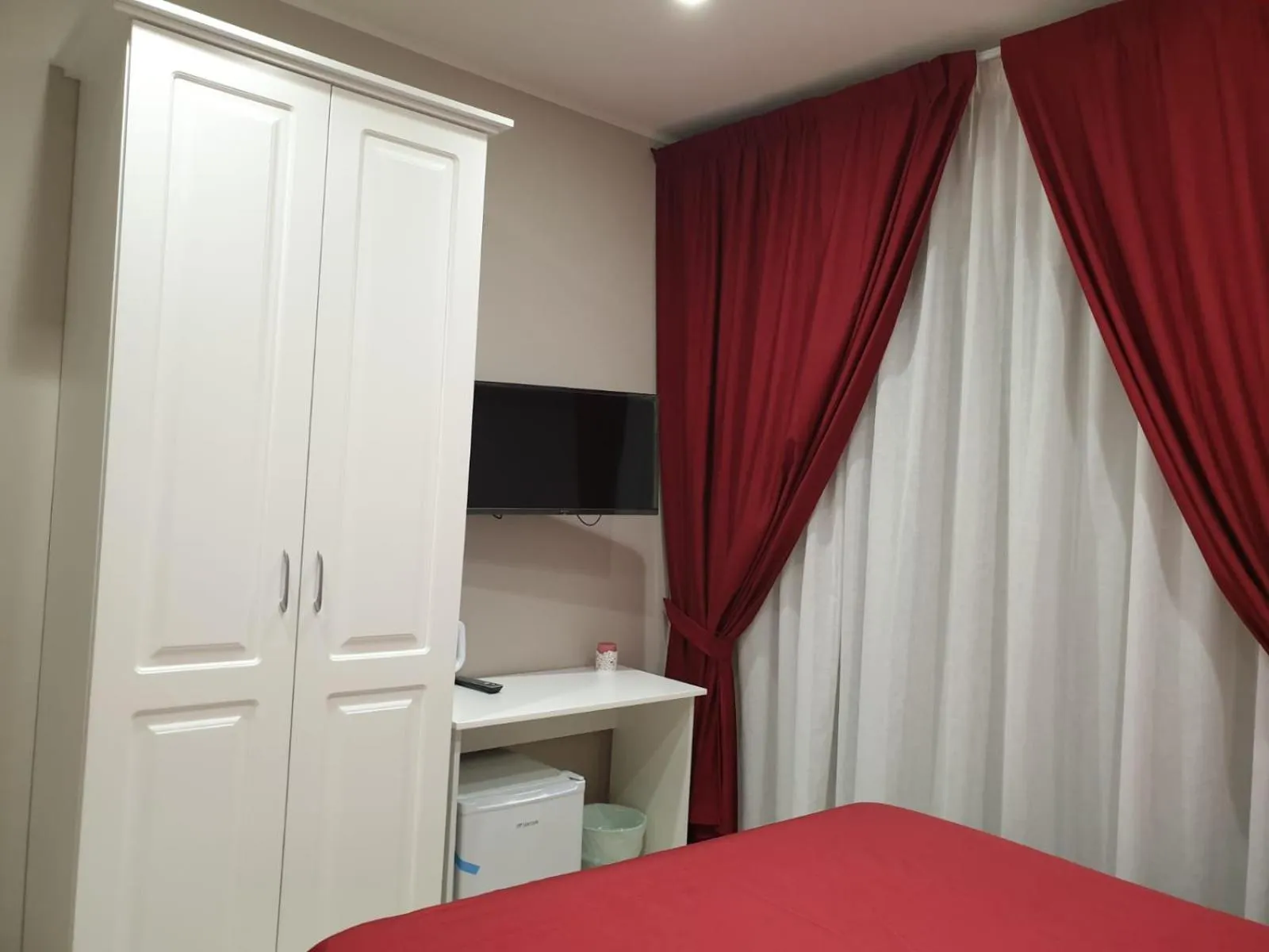 TV and multimedia, Bed in Dimora Costantino