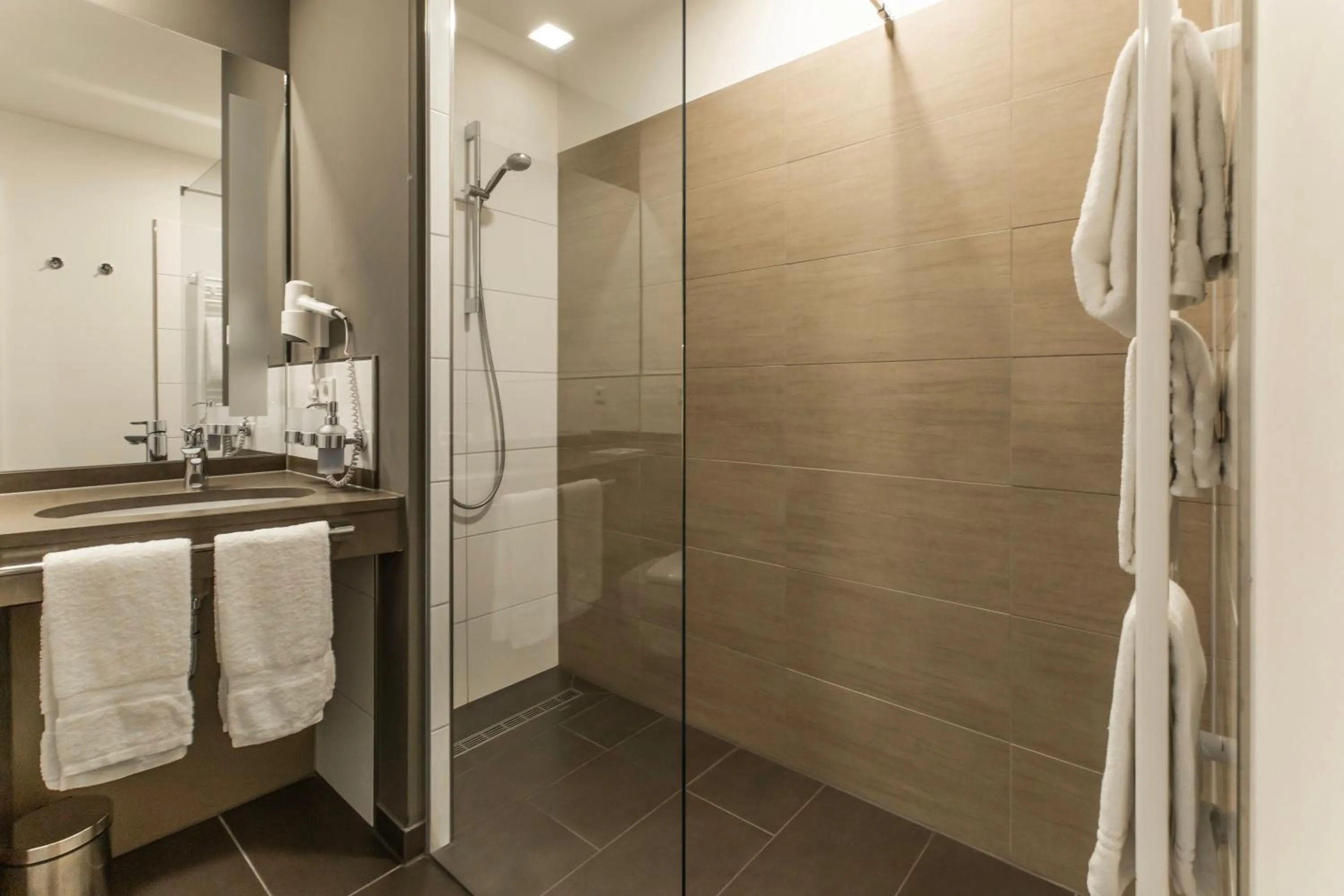 Bathroom in Bergmark Hotel