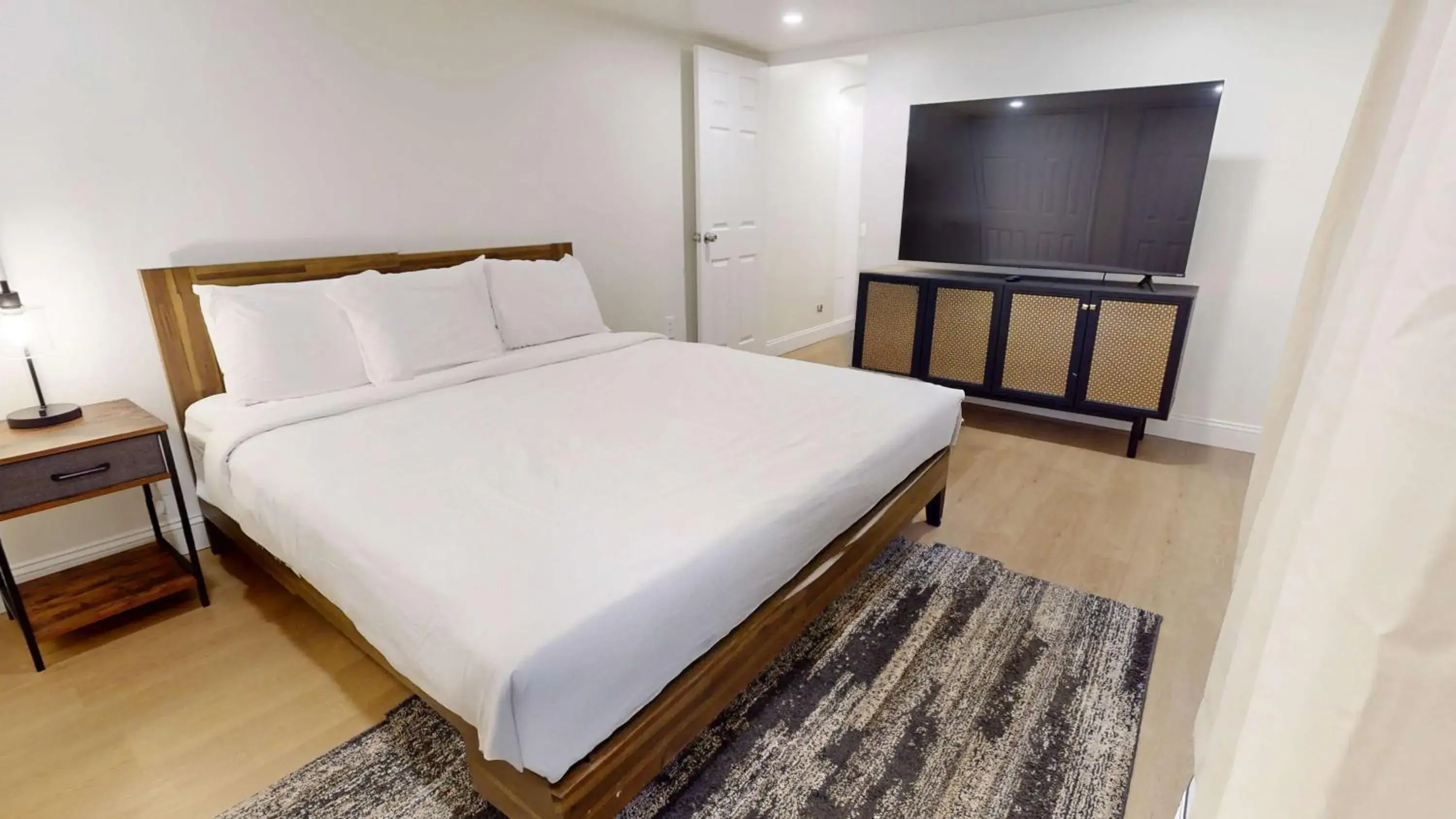 Bedroom, Bed in The Atlantic, BW Signature Collection Bedroom, Bed in The Atlantic, BW Signature Collection