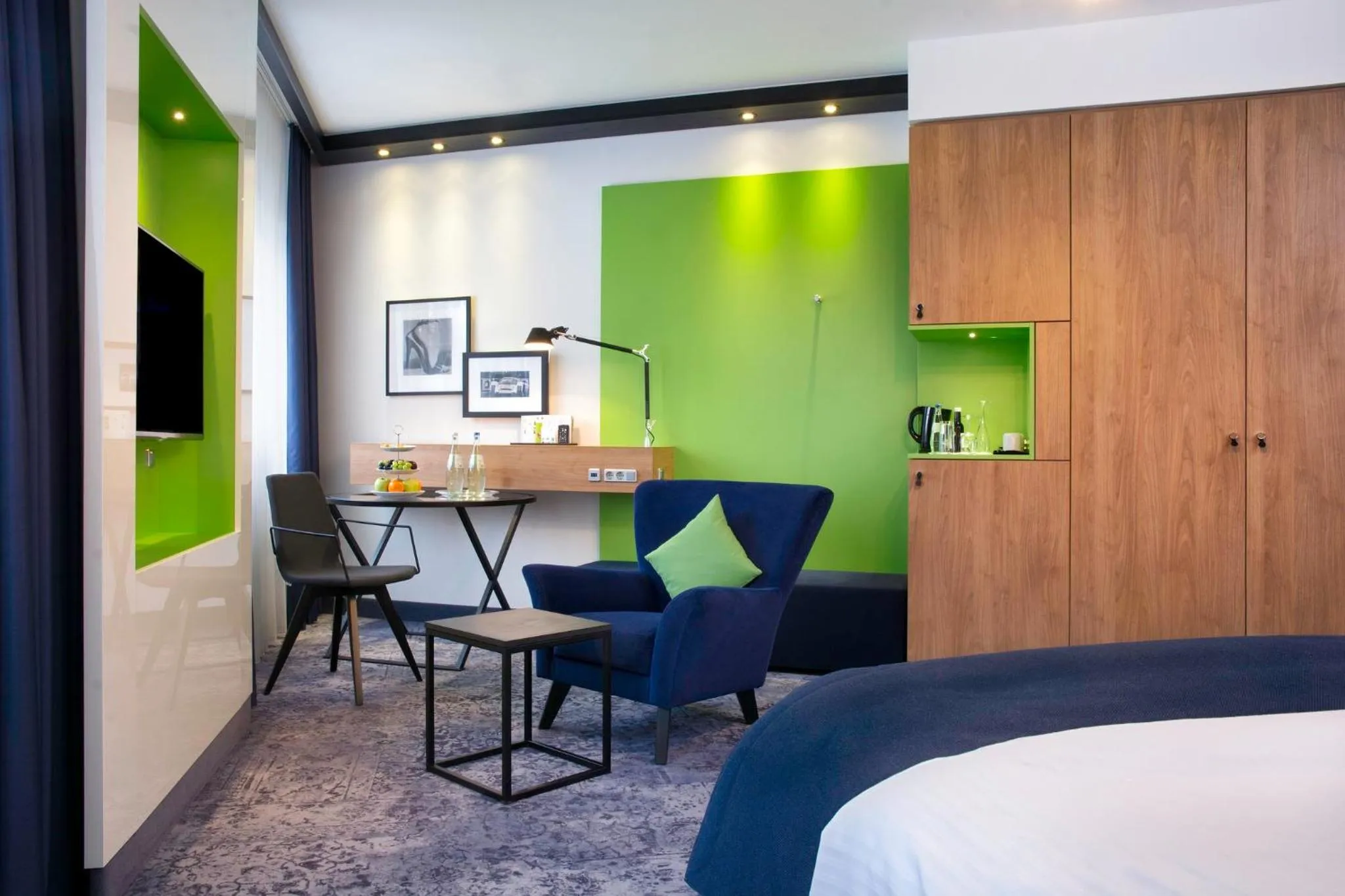Photo of the whole room, Bed in Holiday Inn Stuttgart by IHG