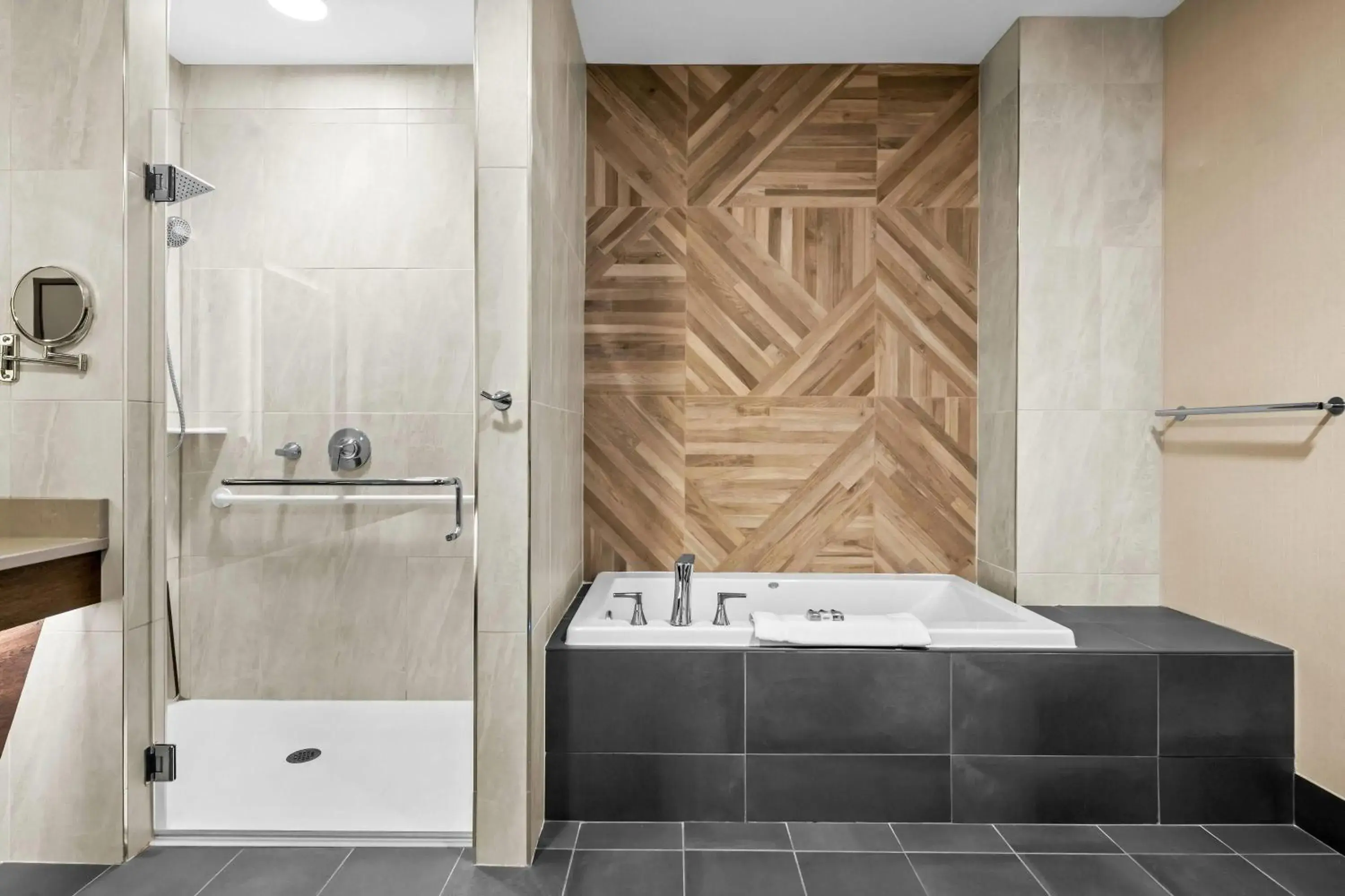 One-Bedroom King Suite with Track View, Non-Smoking in Running Aces Hotel & Casino, Trademark Collection by Wyndham One-Bedroom King Suite with Track View, Non-Smoking in Running Aces Hotel & Casino, Trademark Collection by Wyndham