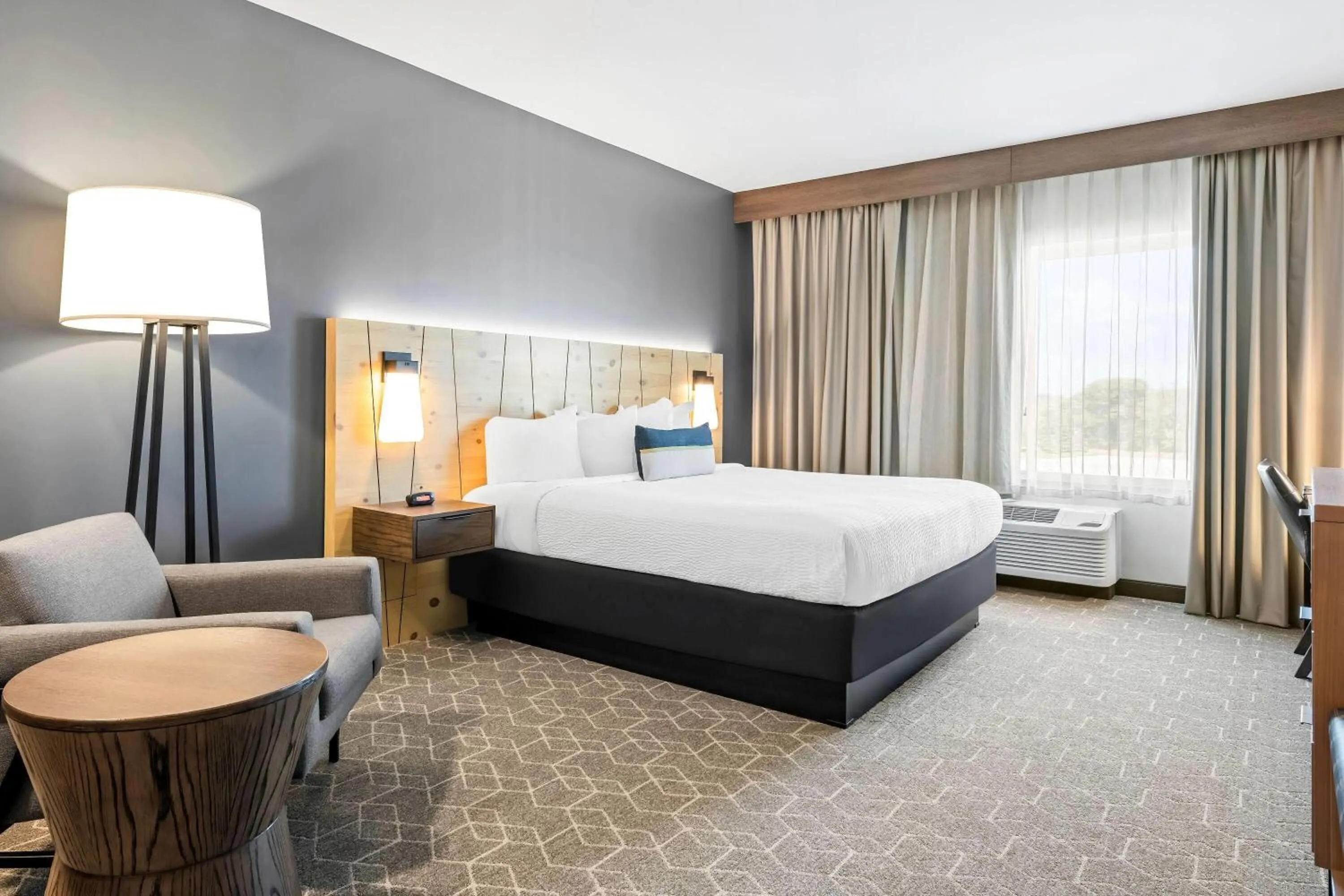 Bed in Running Aces Hotel & Casino, Trademark Collection by Wyndham