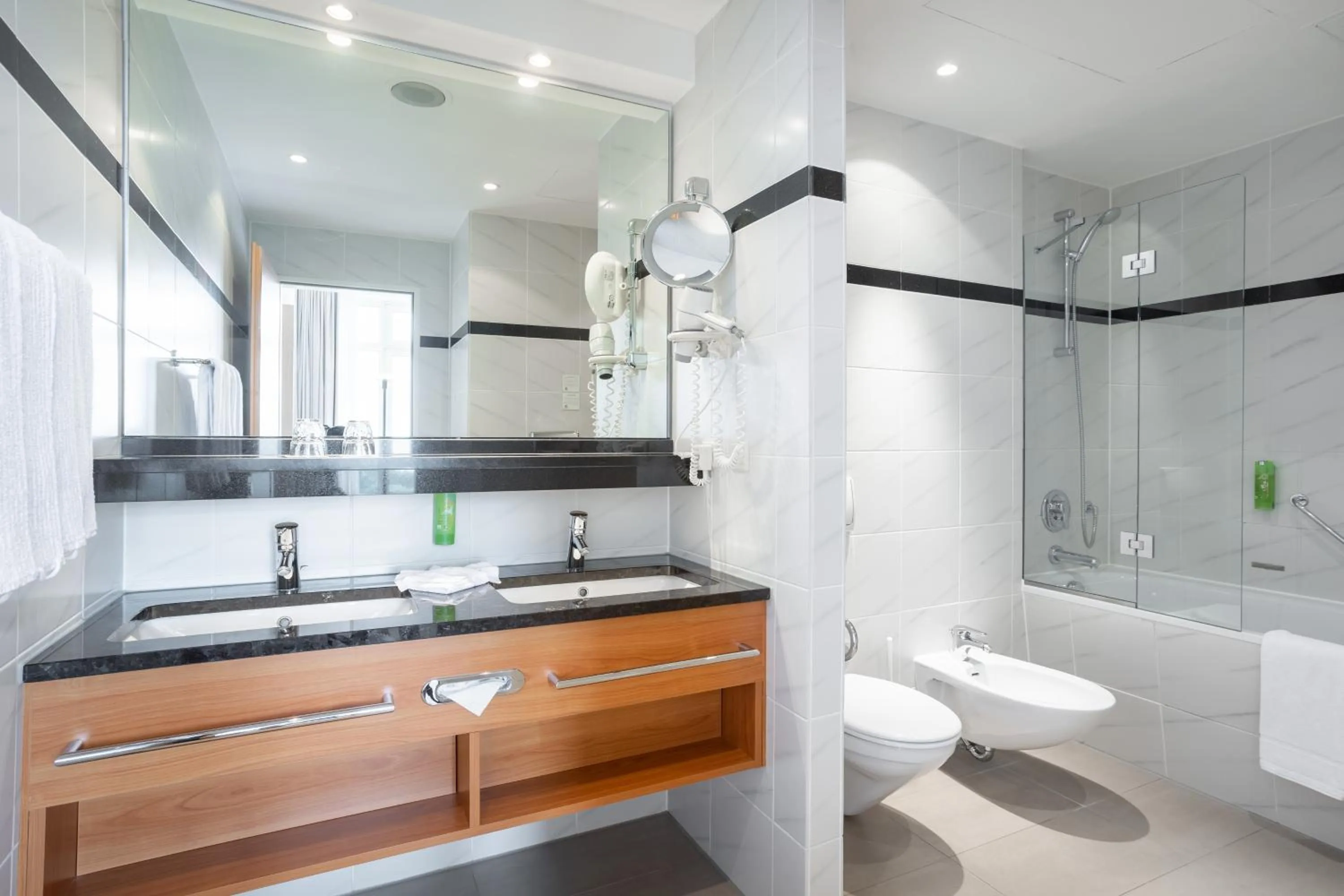 HI Hotel International Hamburg