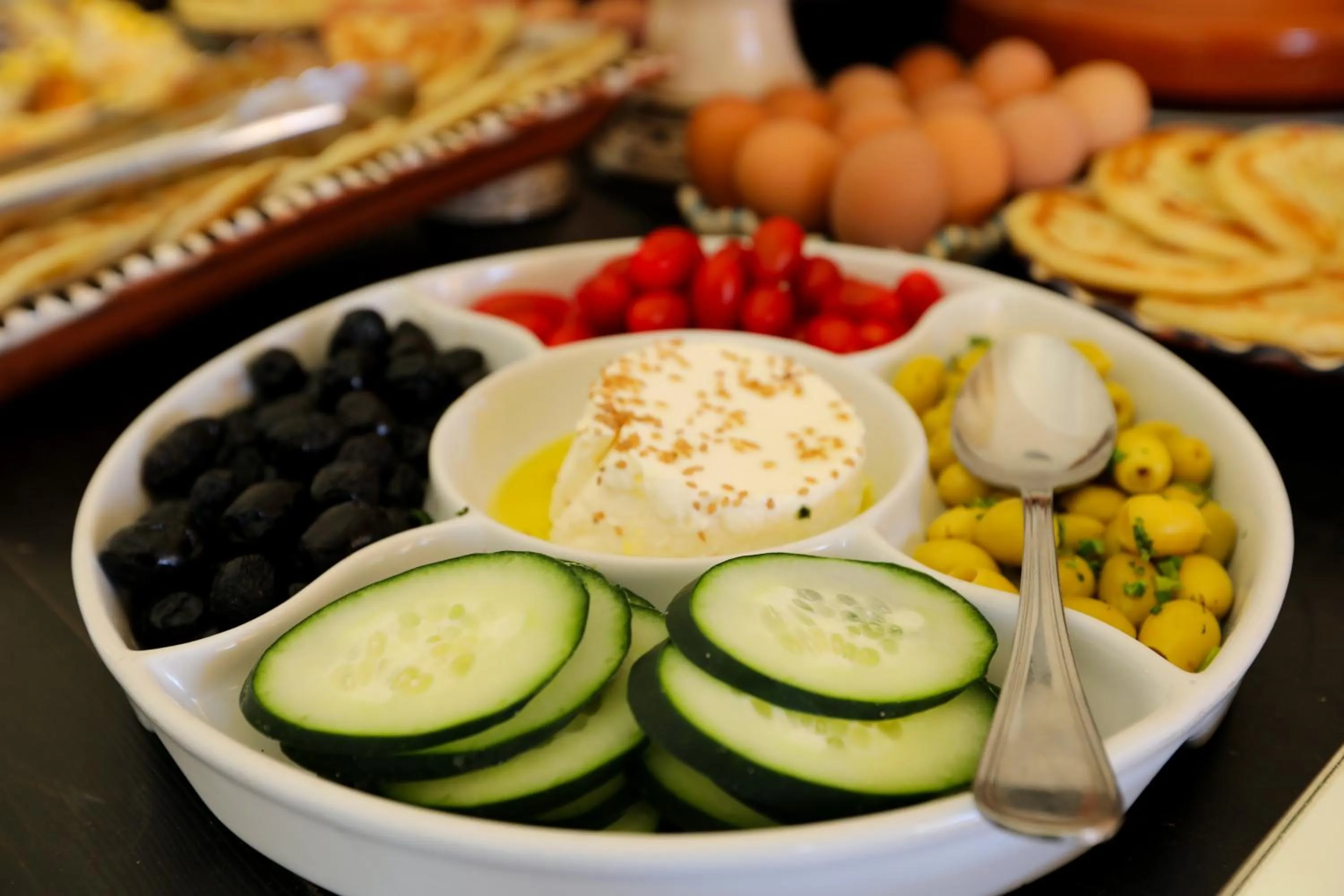 Restaurant/places to eat in Atlas Widan