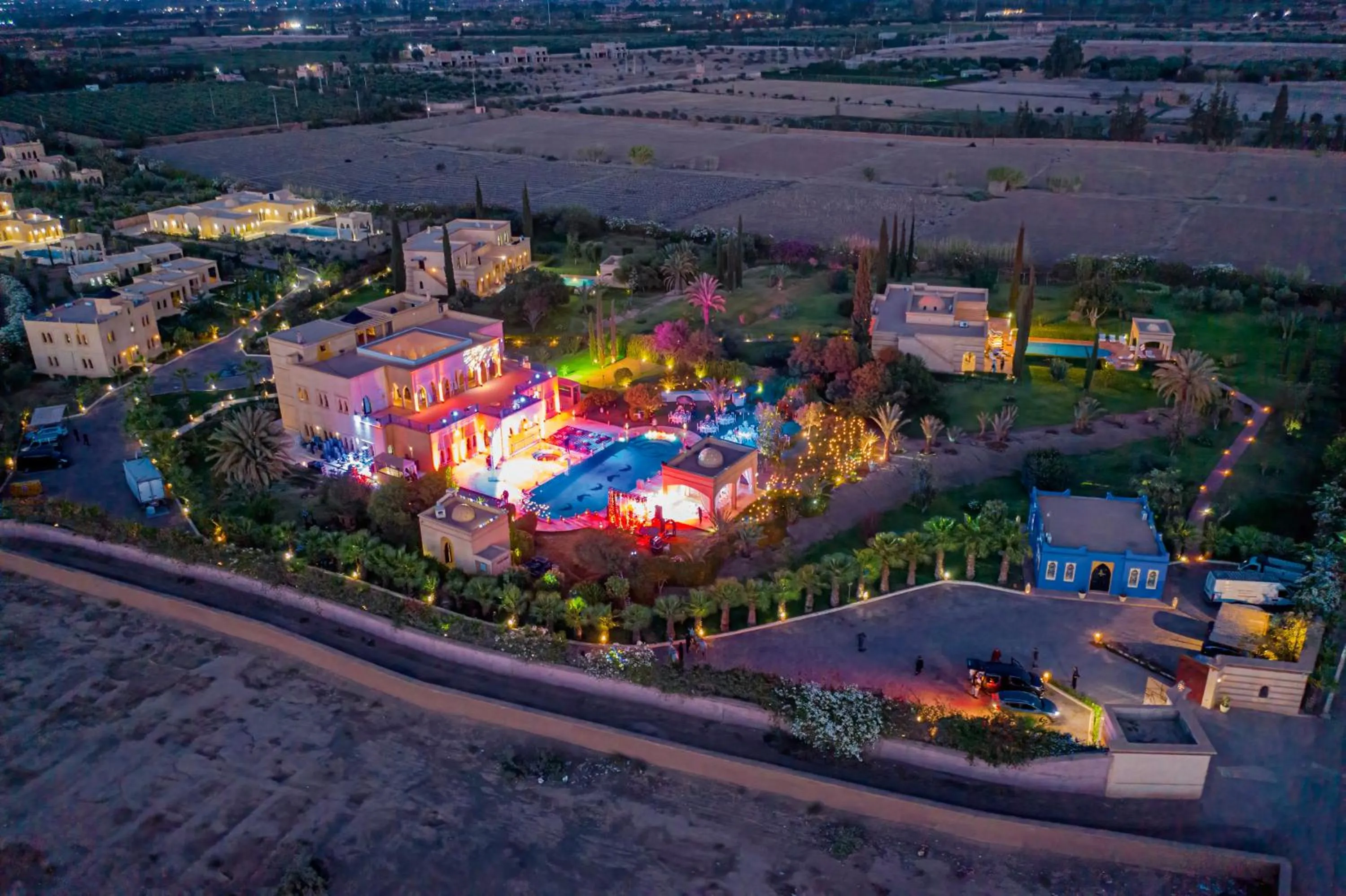 Evening entertainment in Atlas Widan