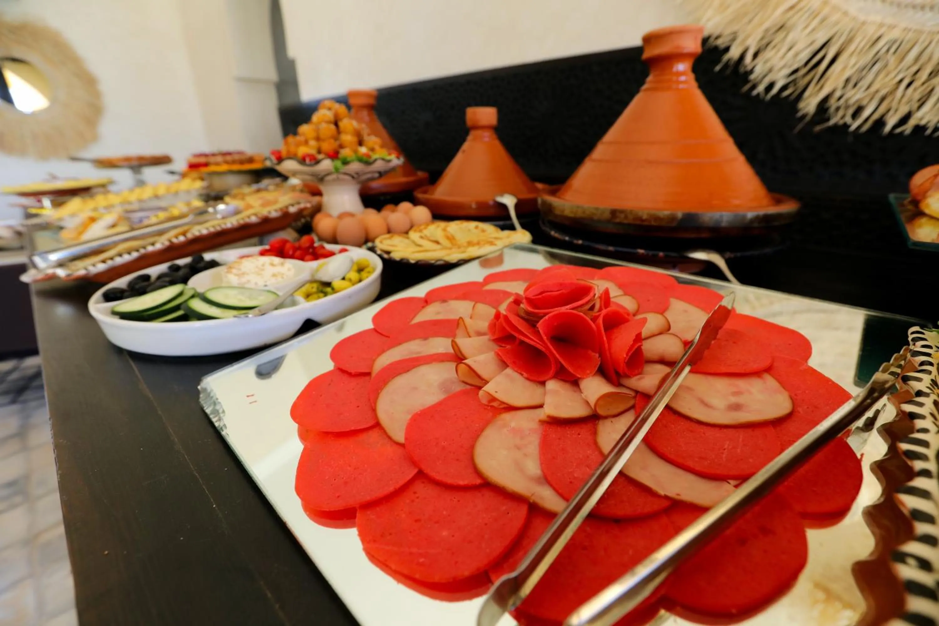 Restaurant/places to eat in Atlas Widan