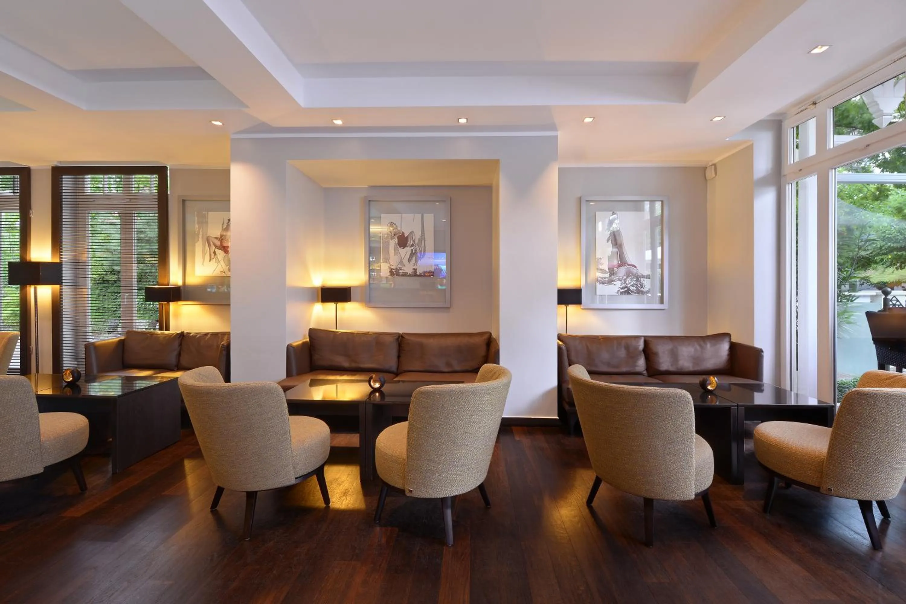 Lounge or bar in ROEWERS Privathotel & Spa