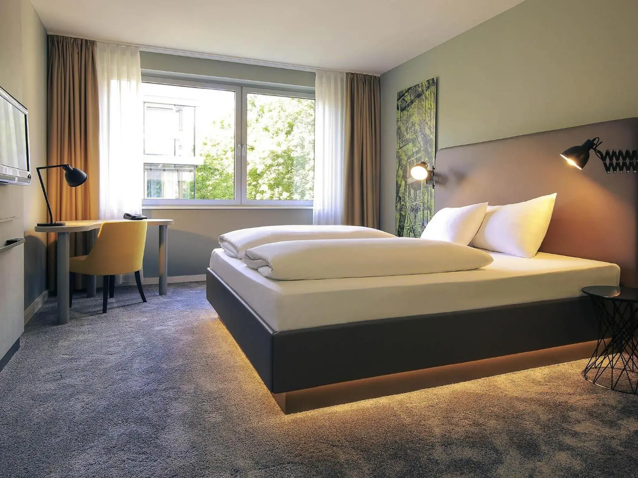 Bedroom, Bed in Mercure Hotel Plaza Essen Bedroom, Bed in Mercure Hotel Plaza Essen