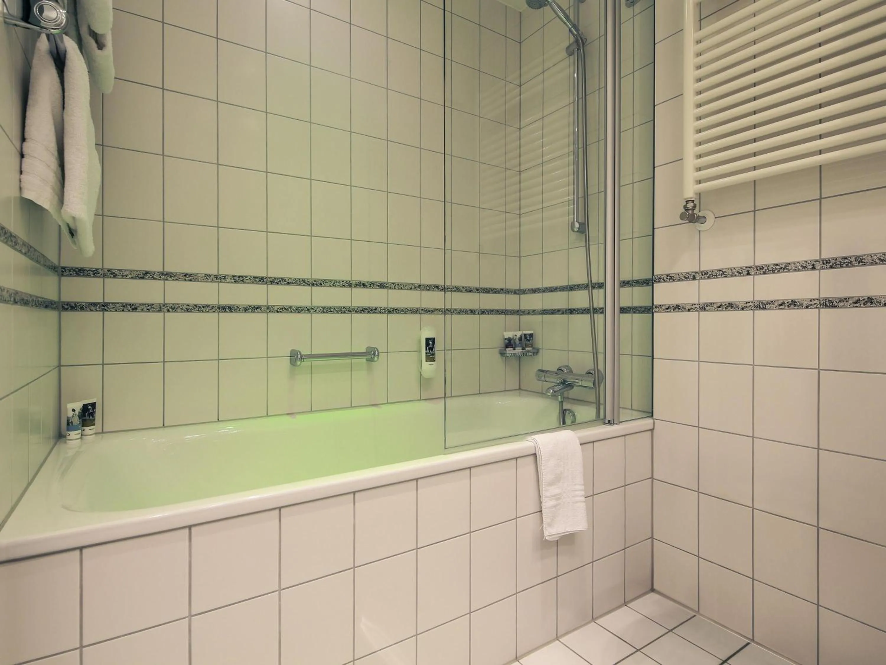 Bedroom in Mercure Hotel Plaza Essen