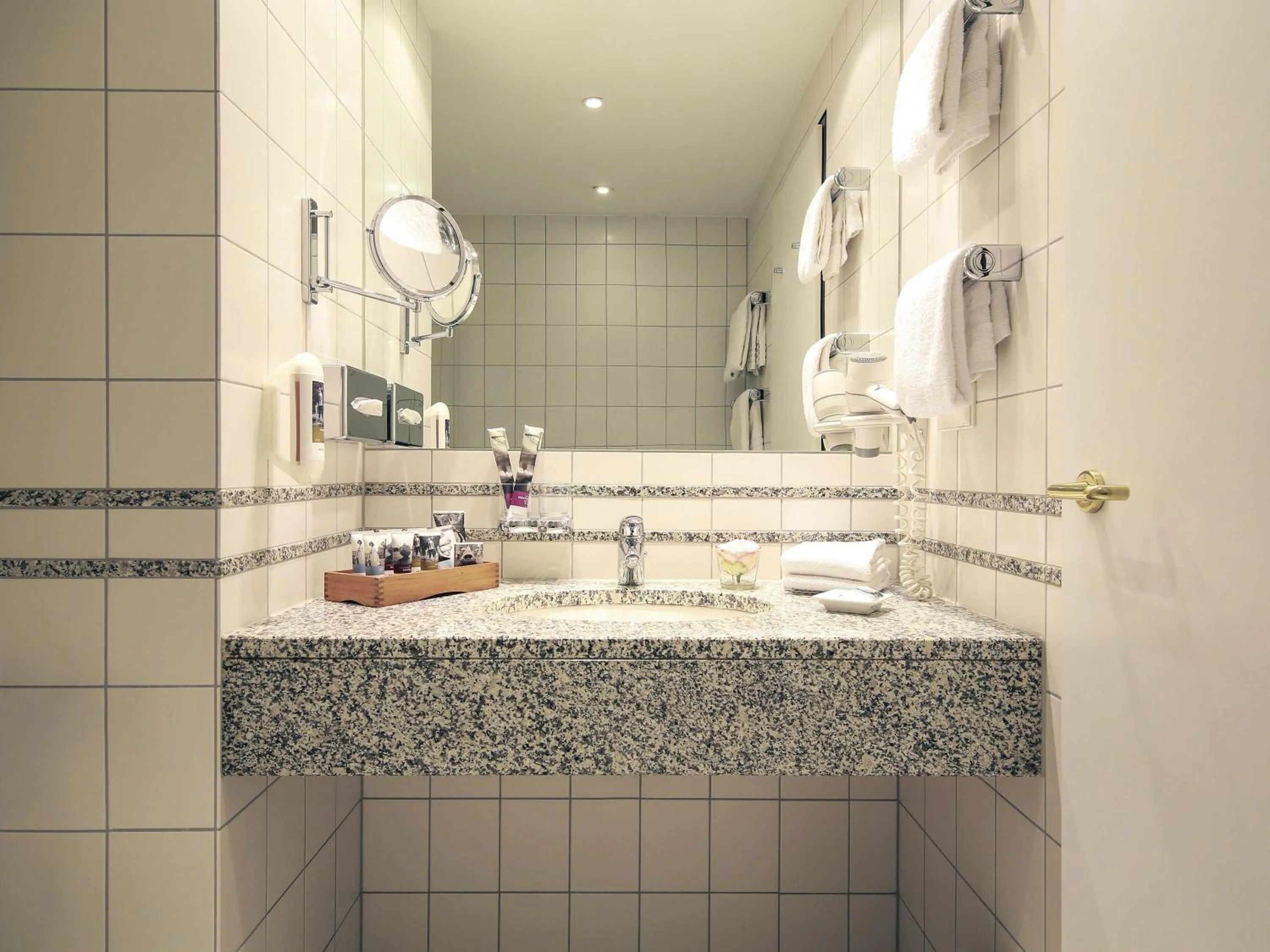 Bedroom in Mercure Hotel Plaza Essen