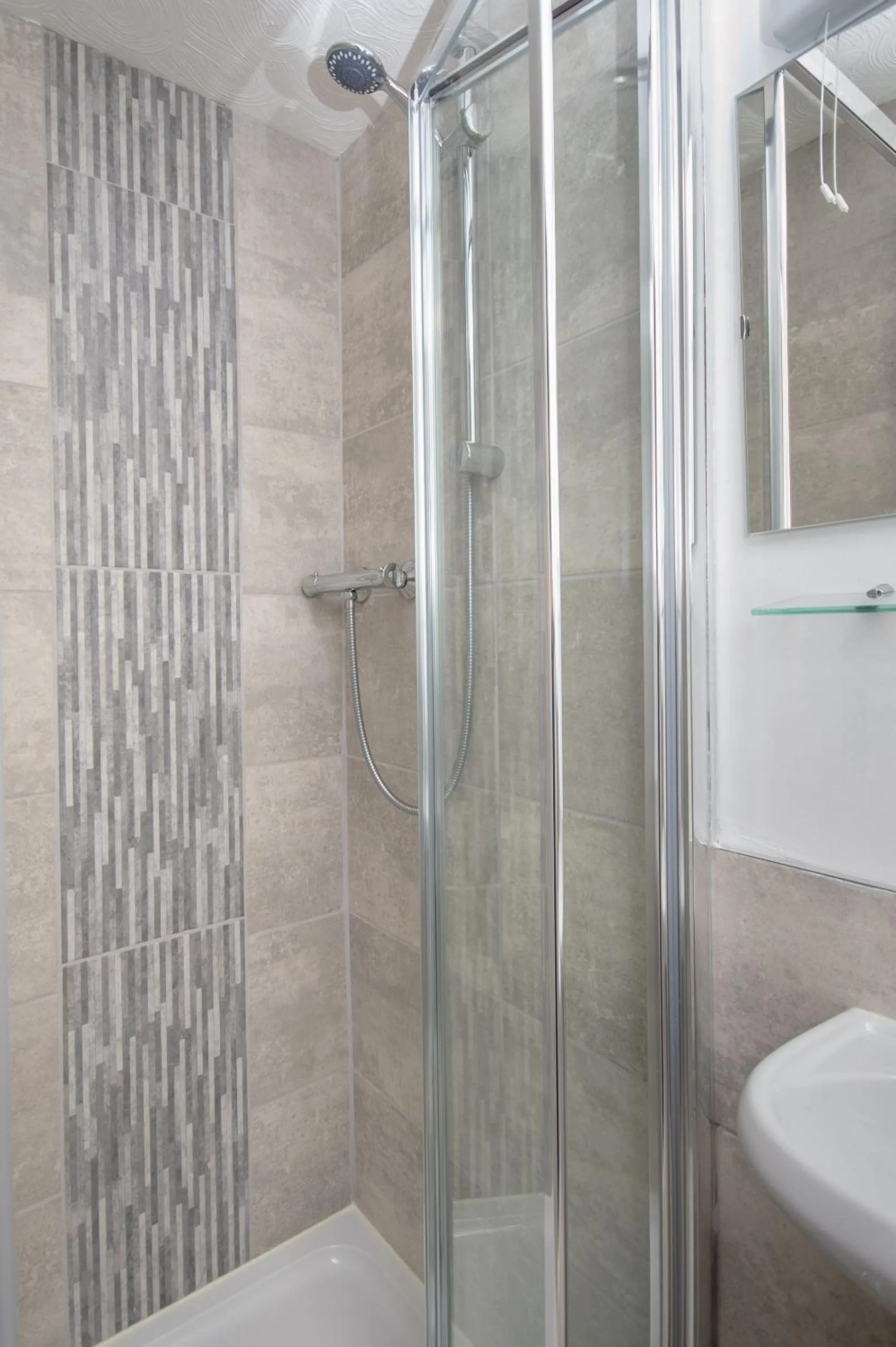 Bathroom in The Ferndale Hotel