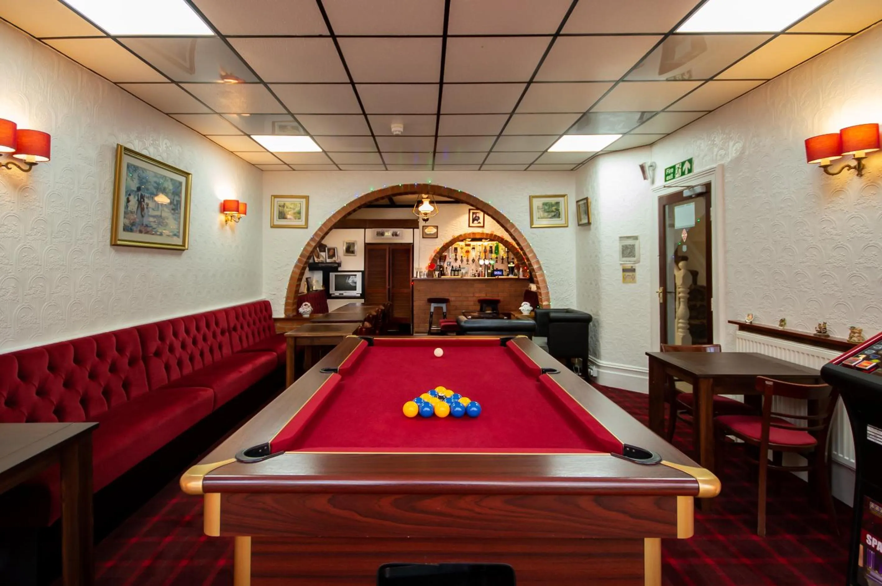 Billiard in The Ferndale Hotel