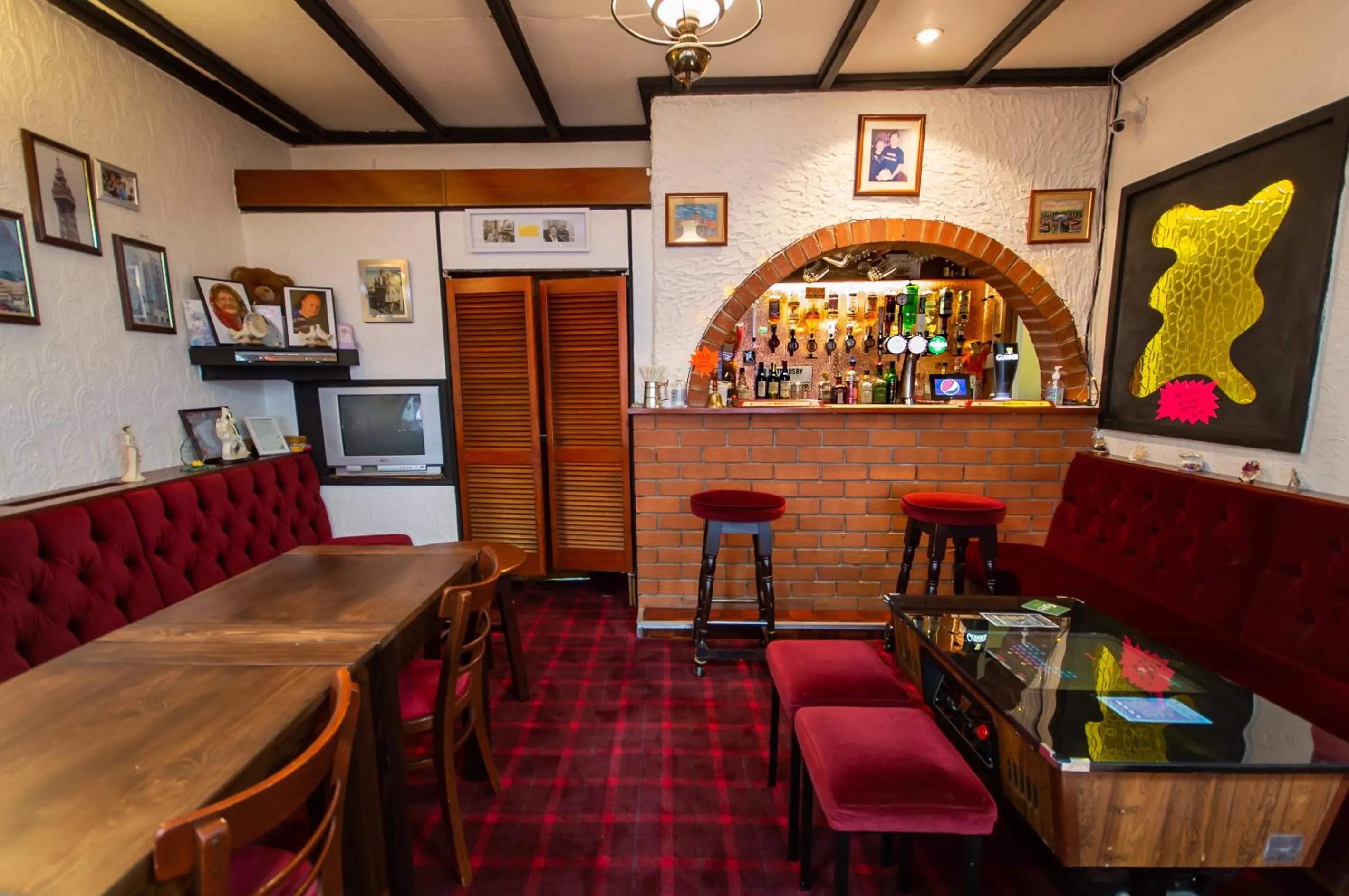 Lounge or bar in The Ferndale Hotel