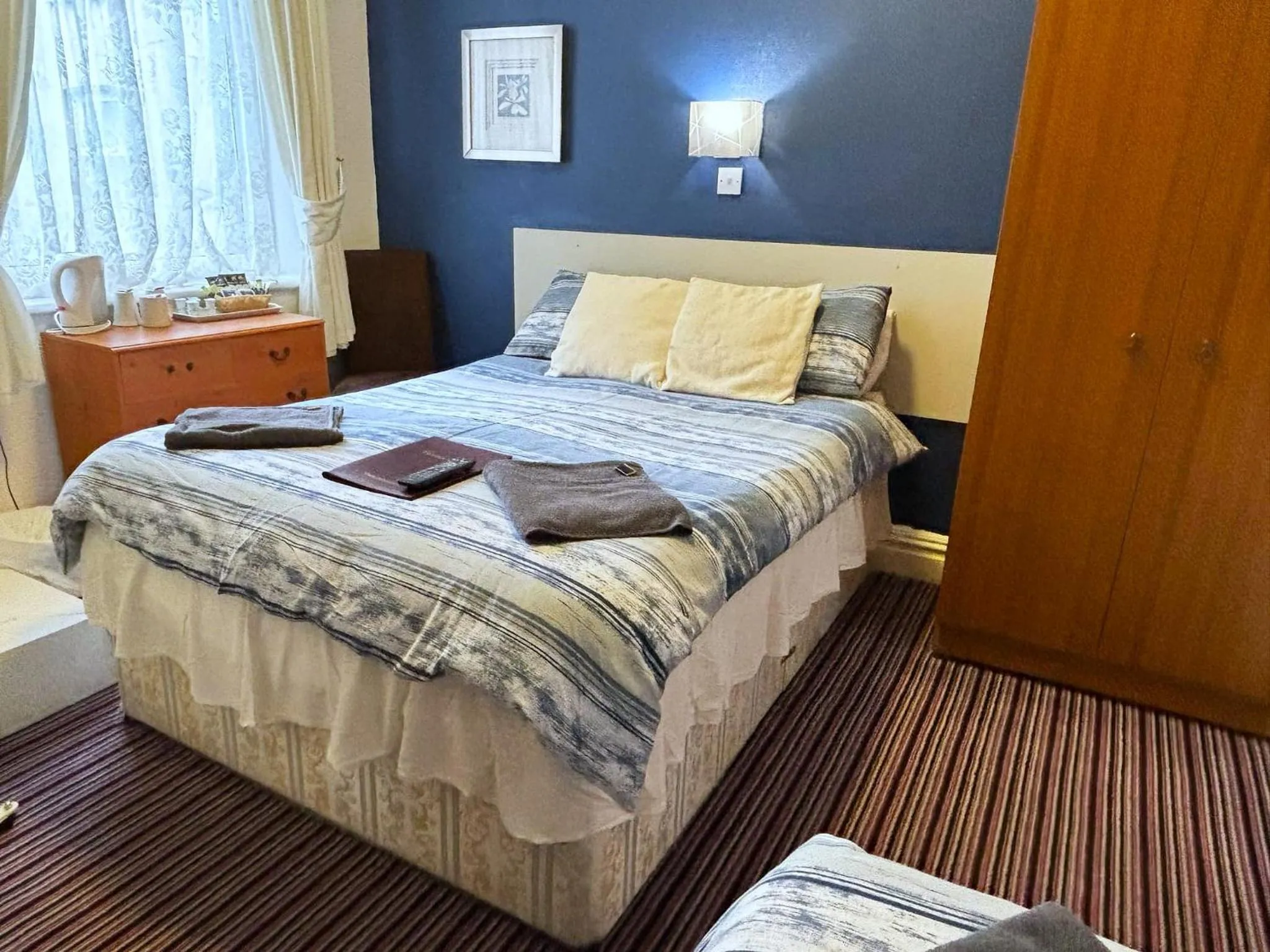 Bed in The Ferndale Hotel