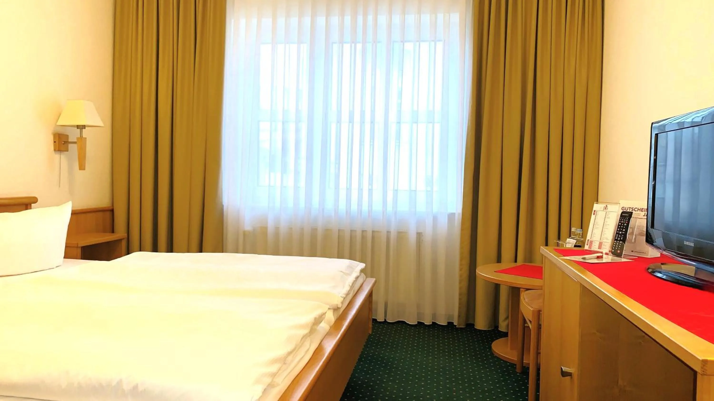 Bed in Park Hotel Sellin