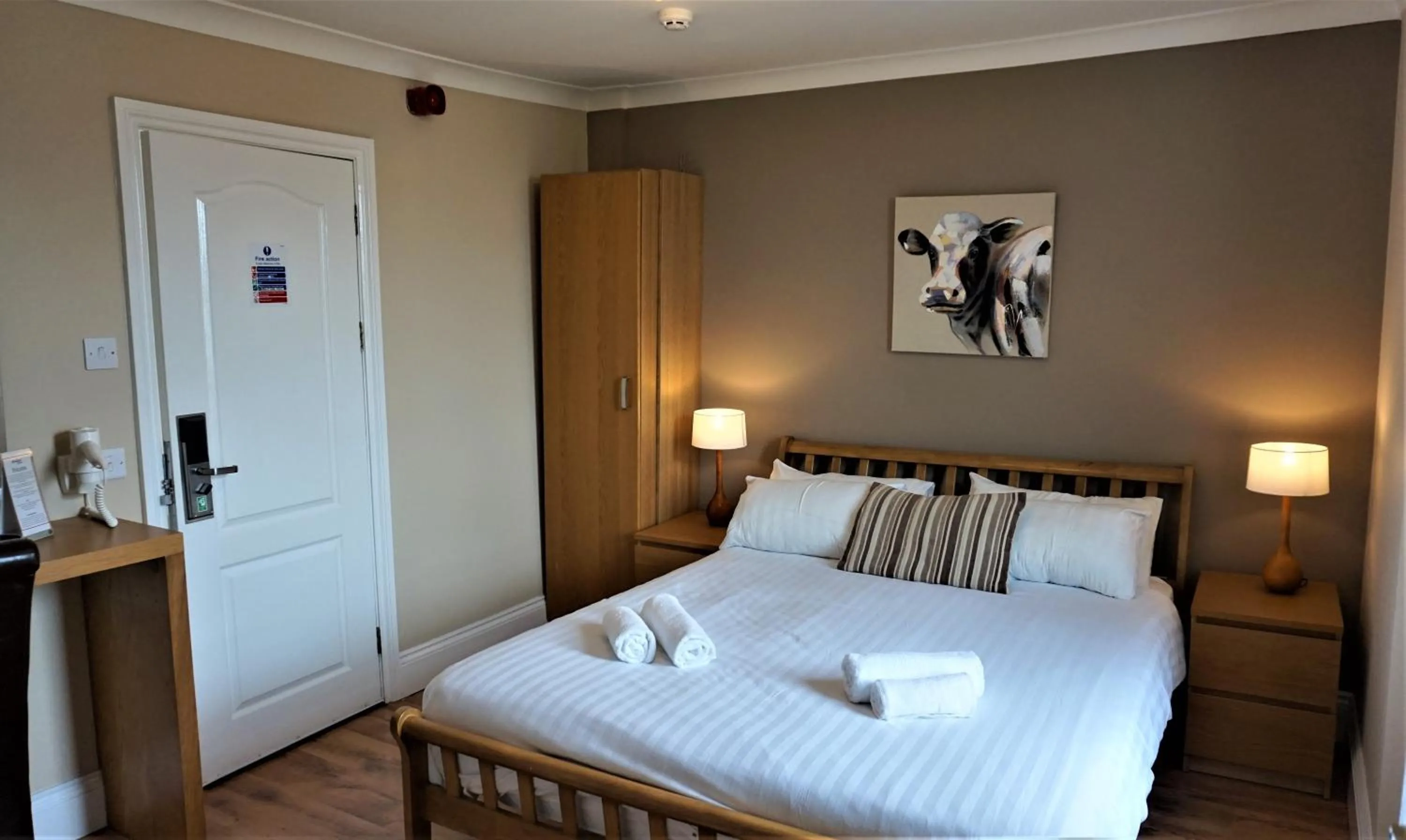 Rooms at The Angel