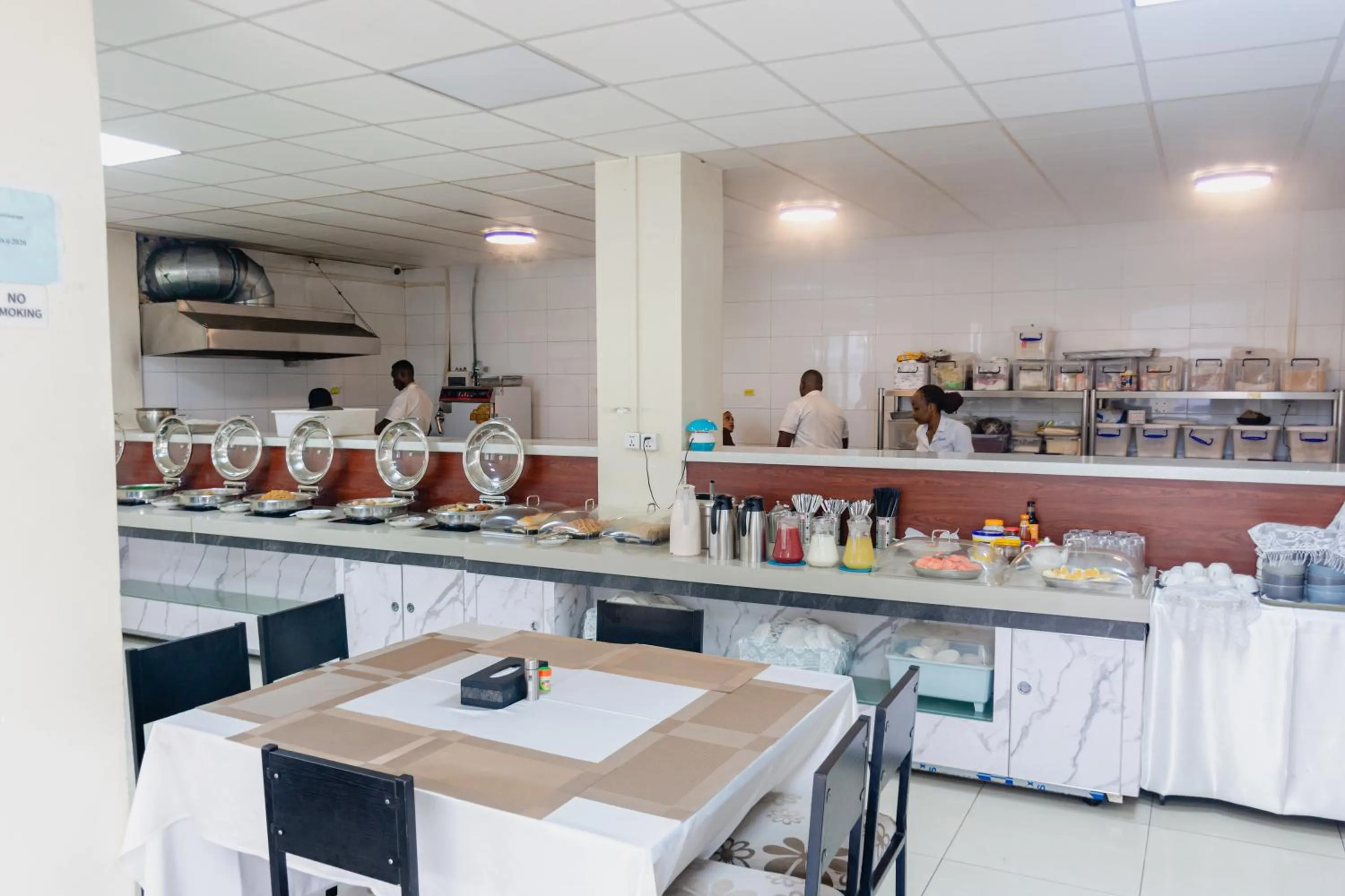 Restaurant/places to eat in Phoenix Apartment by LINK