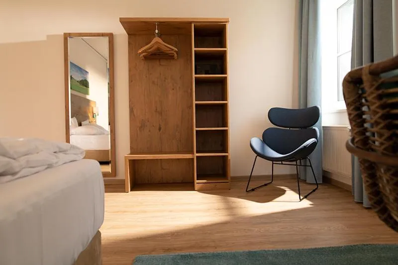 Bedroom, Bed in Landhotel Kauzenberg