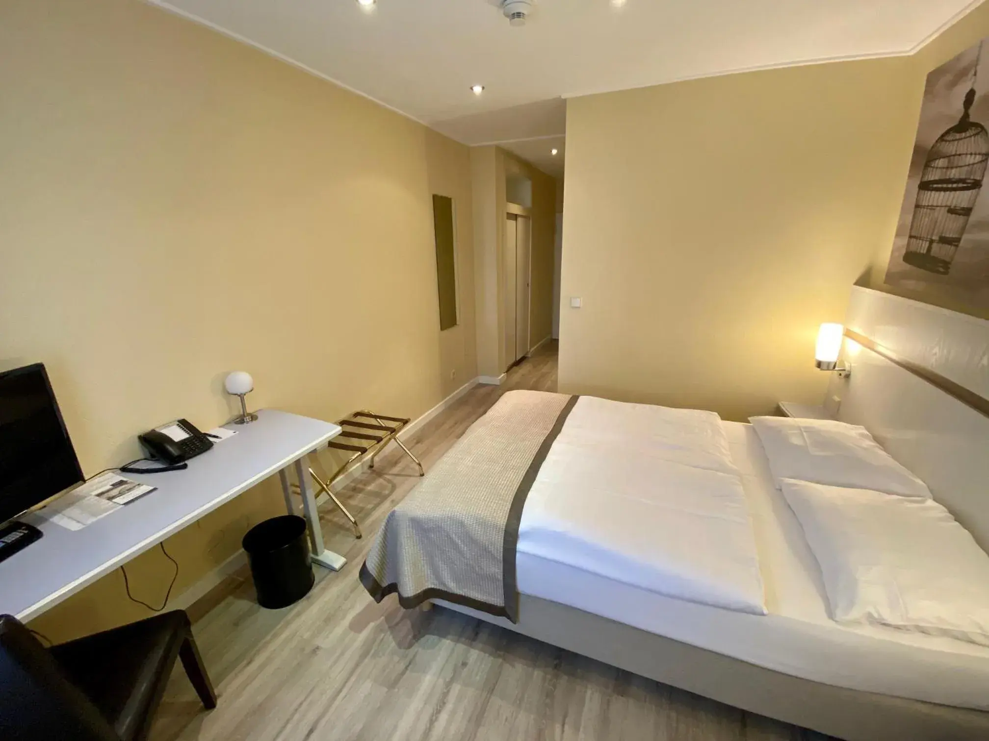 Bedroom, Bed in Park Hotel Hamburg Arena Bedroom, Bed in Park Hotel Hamburg Arena