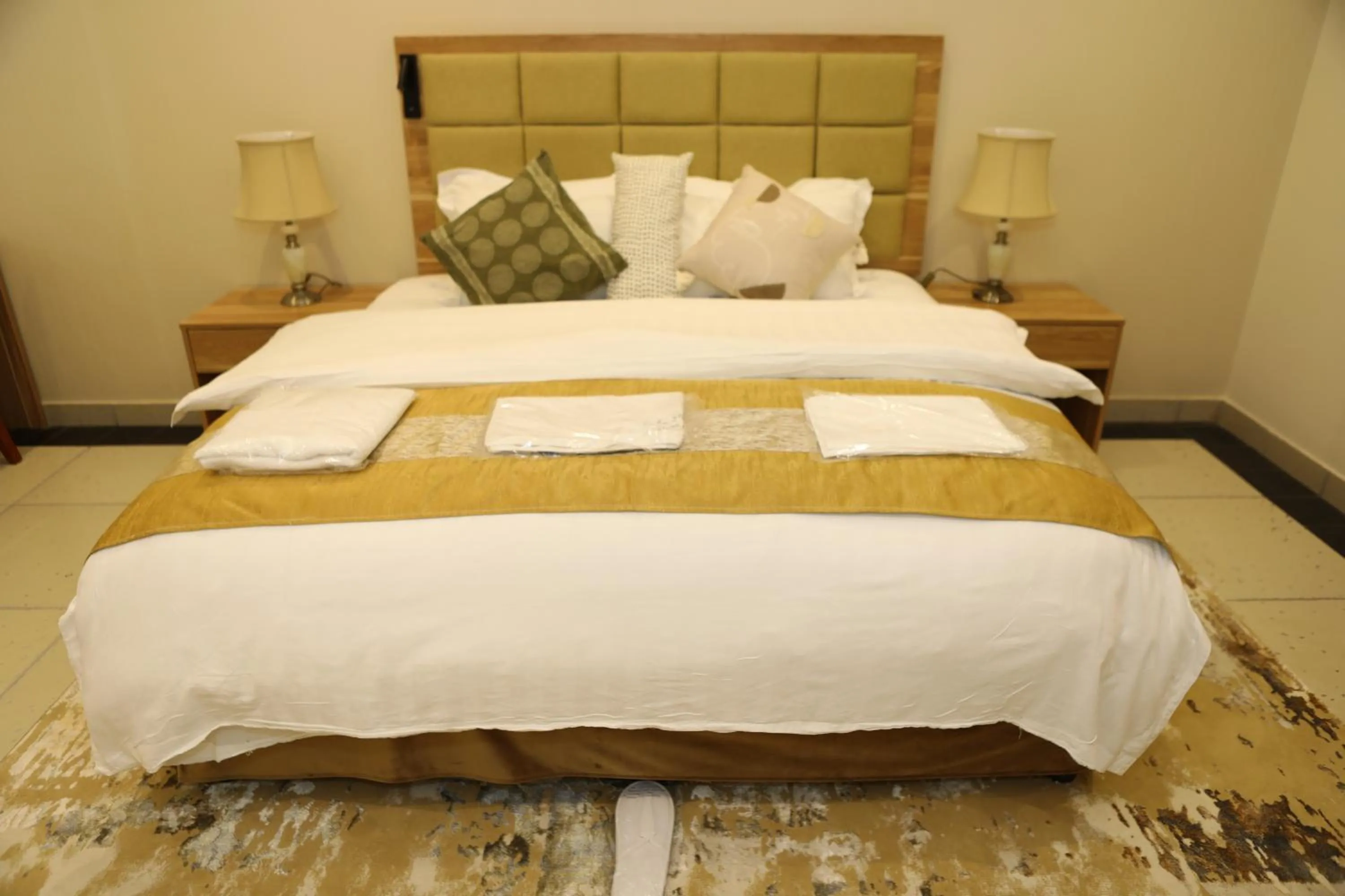 Bed in Warf Aldyafah Homes serviced Apartments