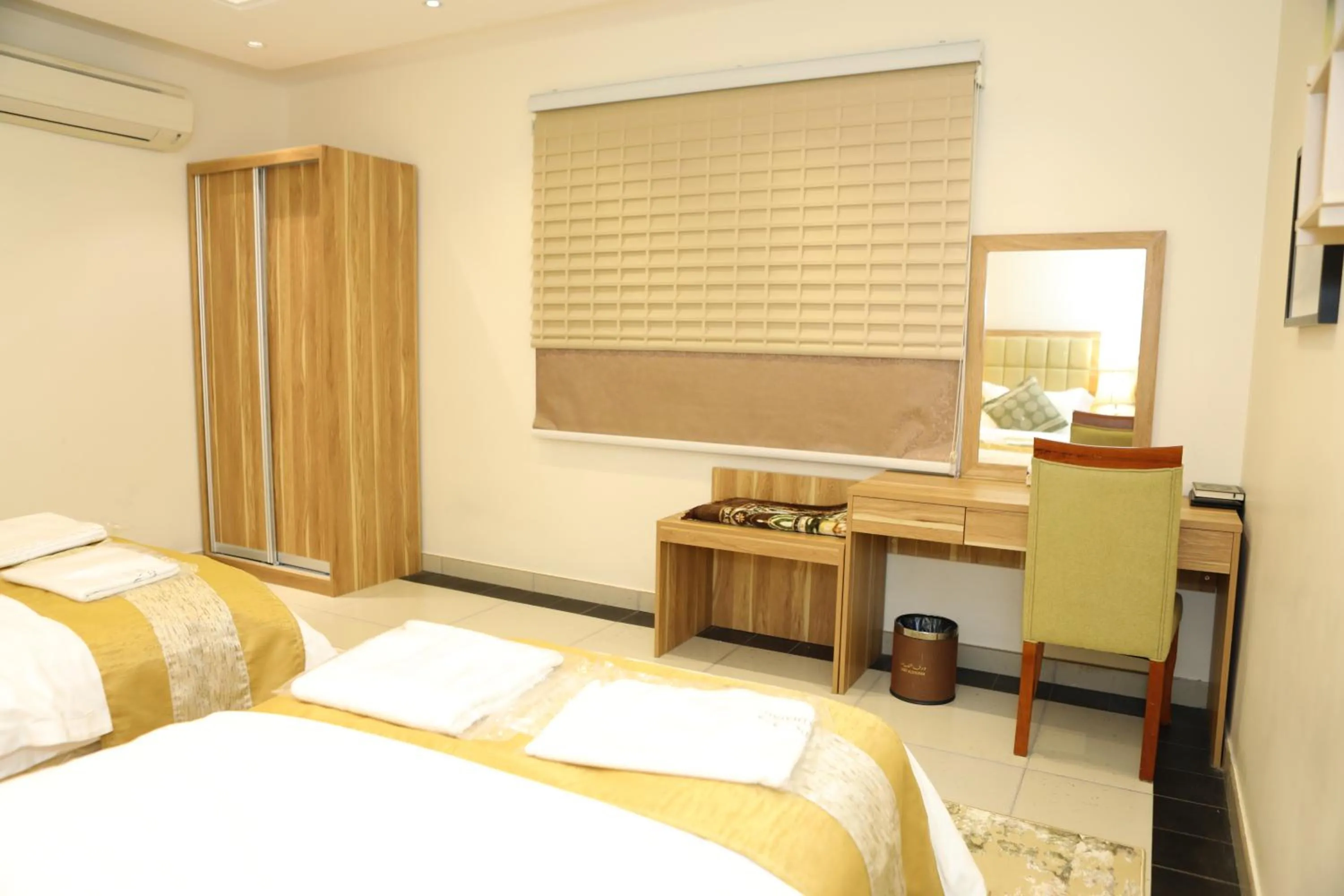 Bed in Warf Aldyafah Homes serviced Apartments
