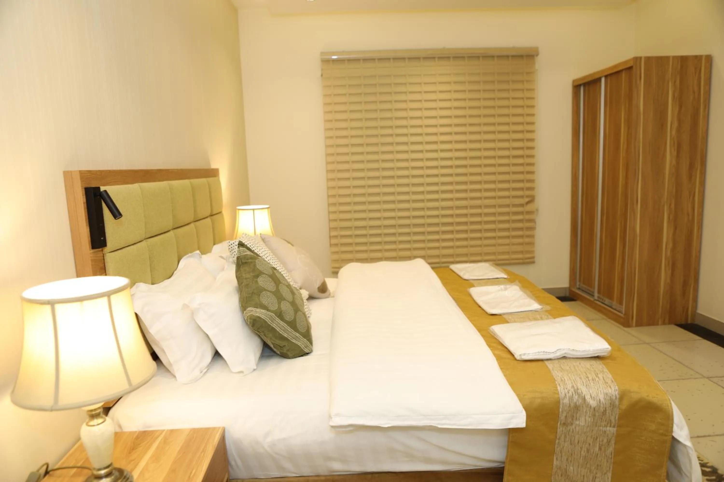 Bed in Warf Aldyafah Homes serviced Apartments