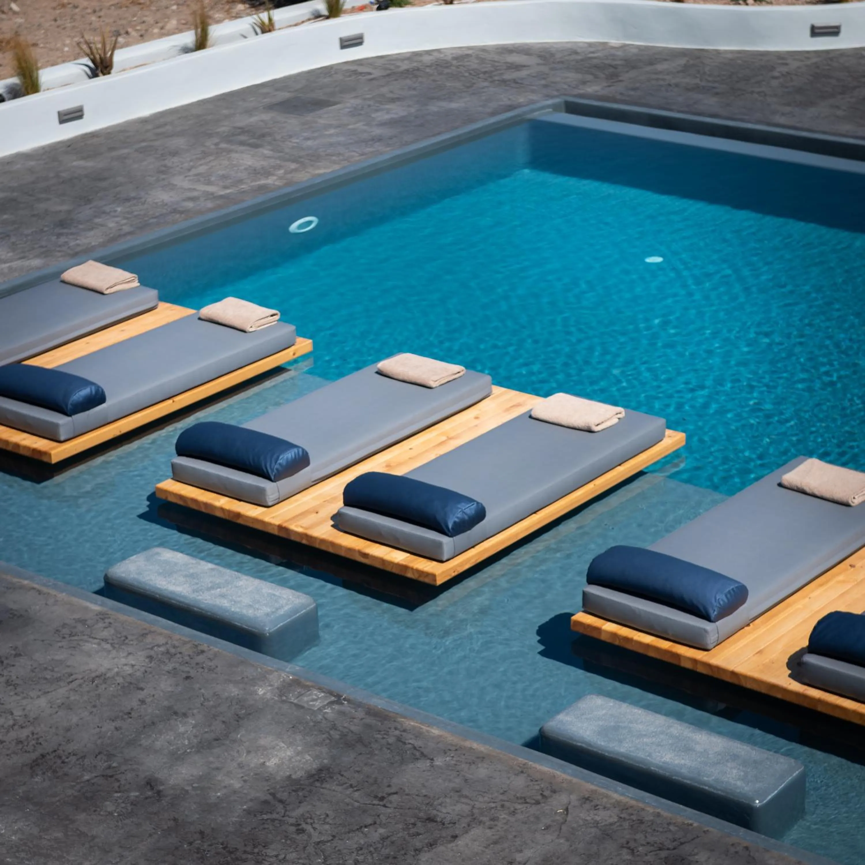 Swimming pool in Volcanic Arc Suites