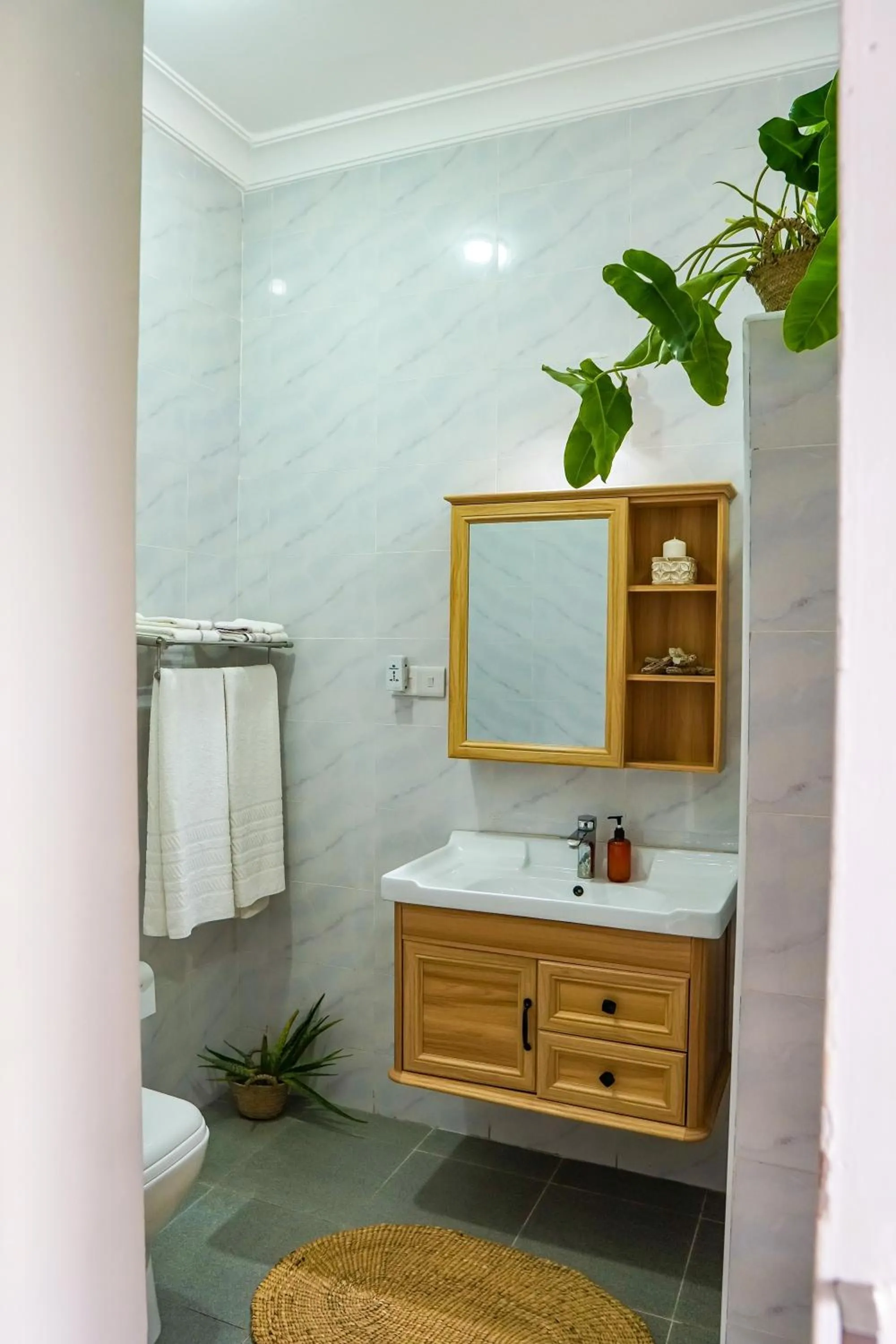 Bathroom in Aquamarina Hotel