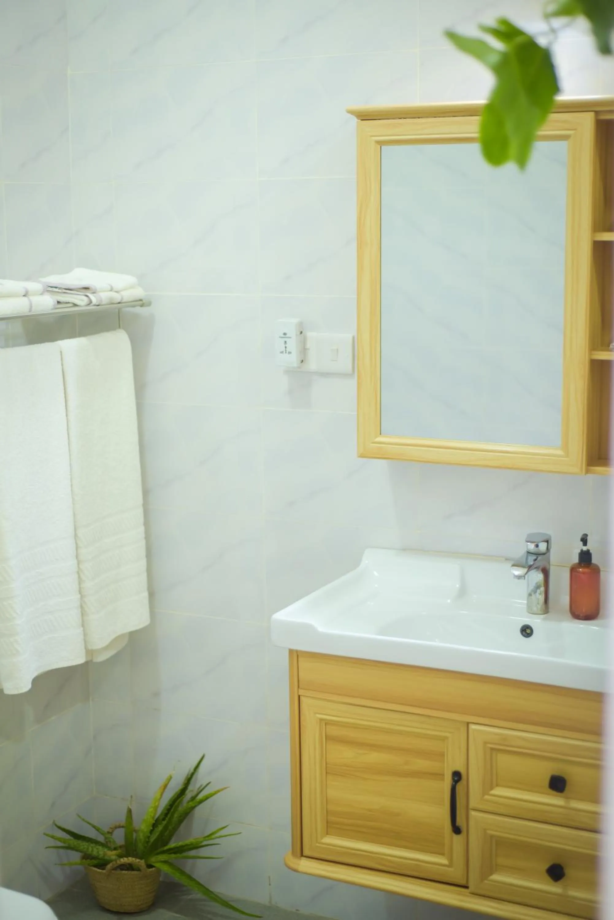 Bathroom in Aquamarina Hotel