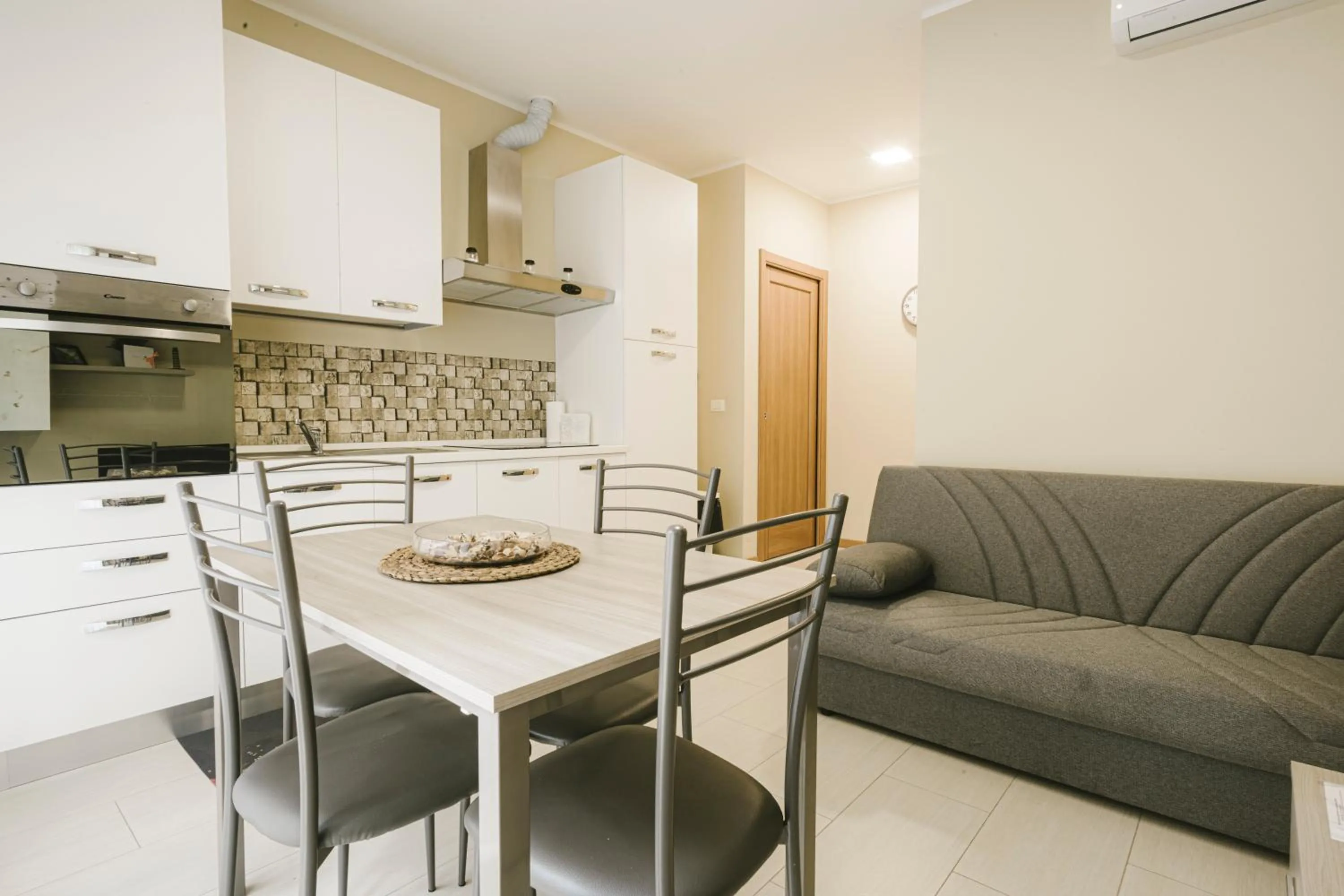 Kitchen or kitchenette in Grab a Flat in Coroneo