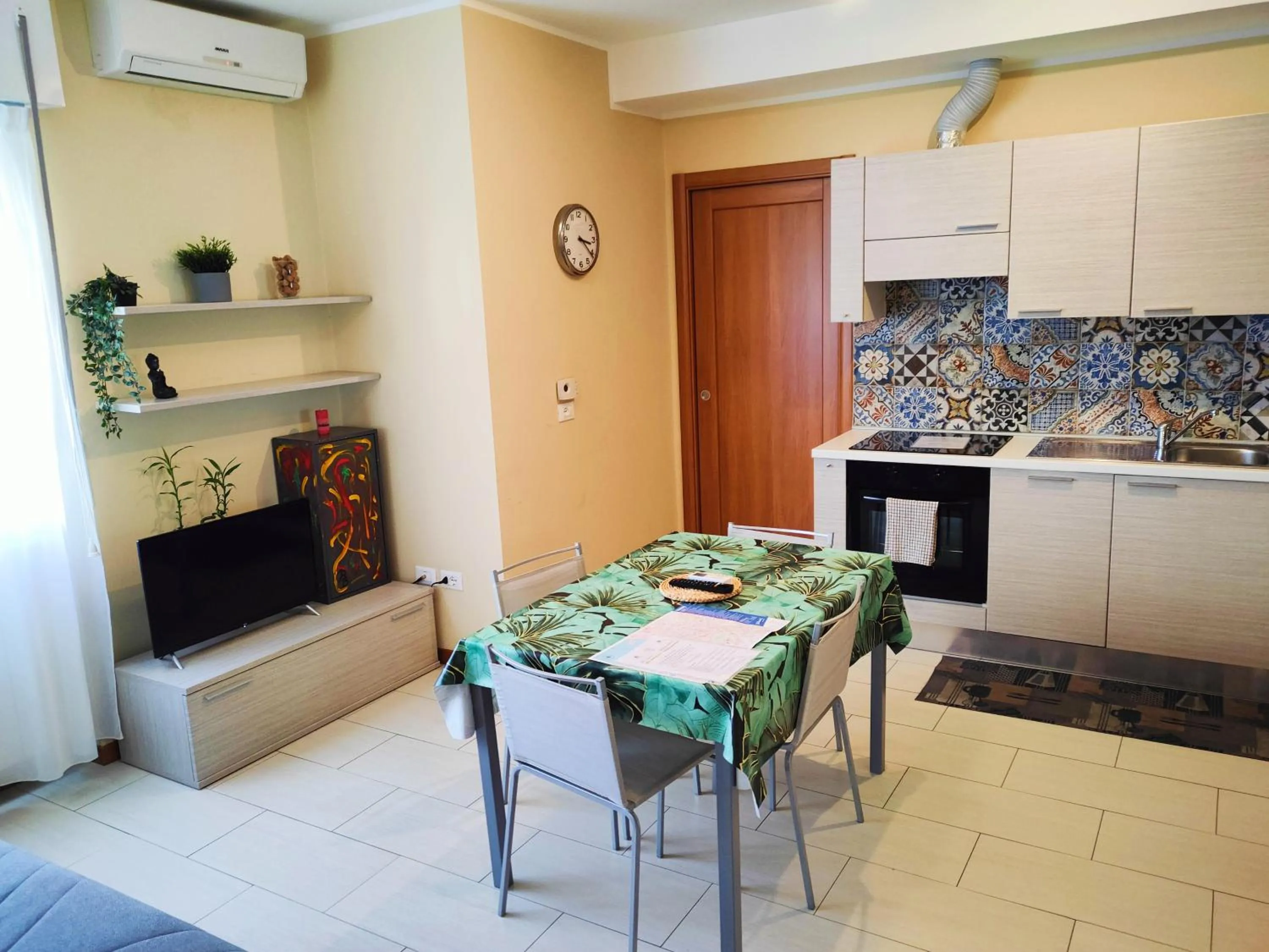 Kitchen or kitchenette in Grab a Flat in Coroneo