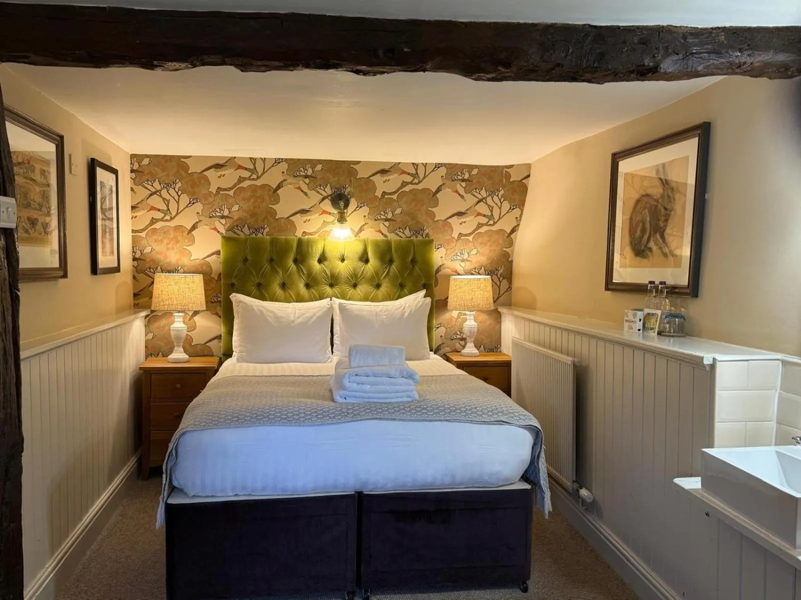 Bed in The Falkland Arms